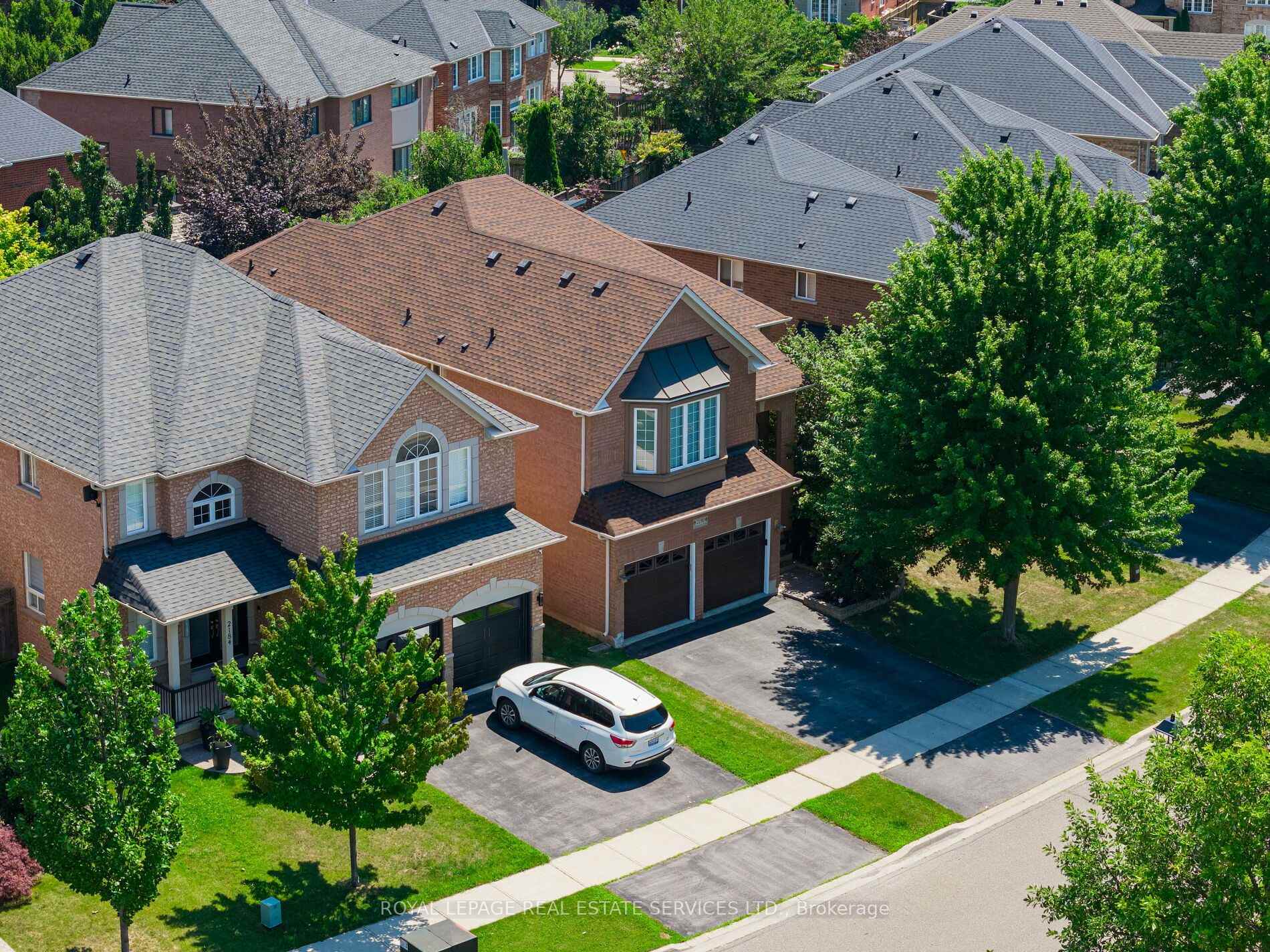 2190 Kingsridge Drive