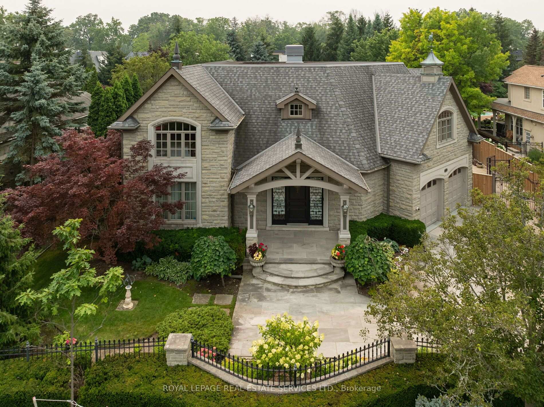 70 Shorewood Place