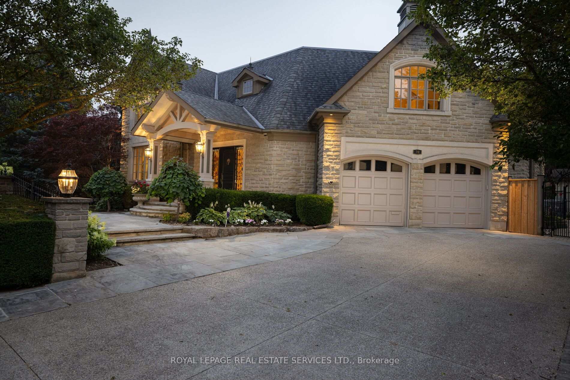70 Shorewood Place