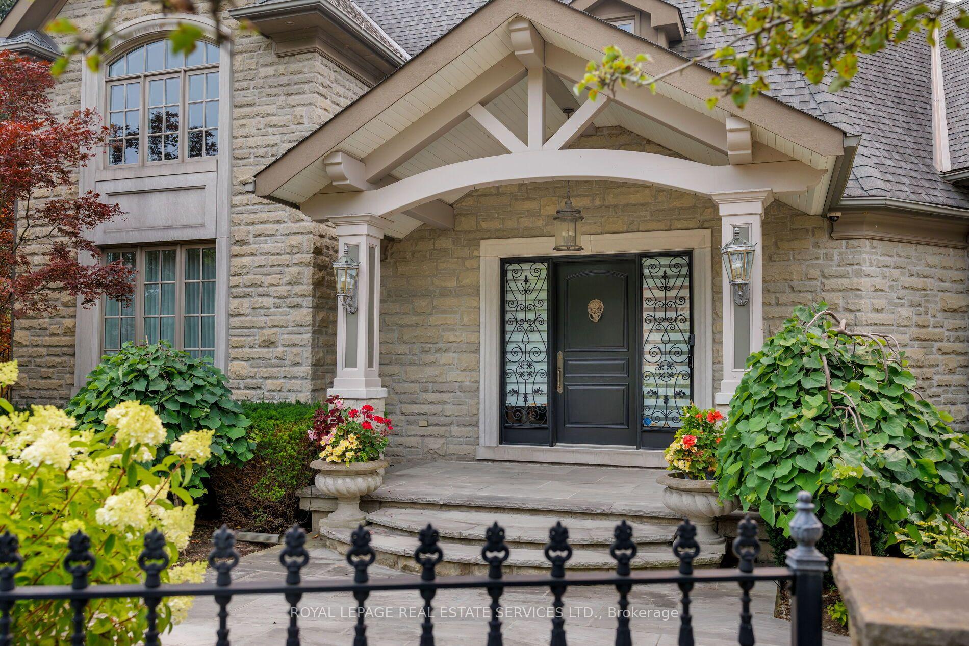 70 Shorewood Place