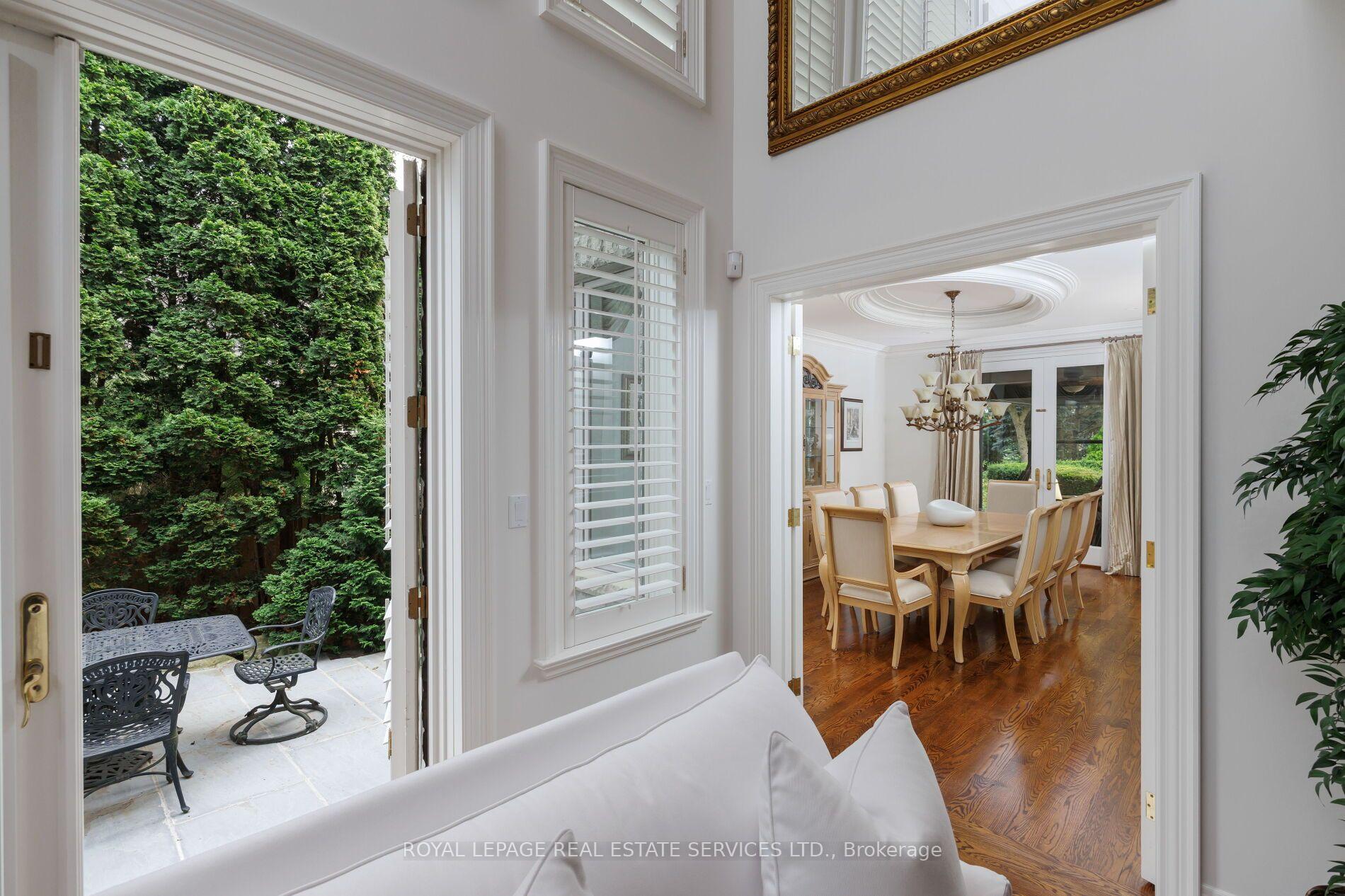 70 Shorewood Place