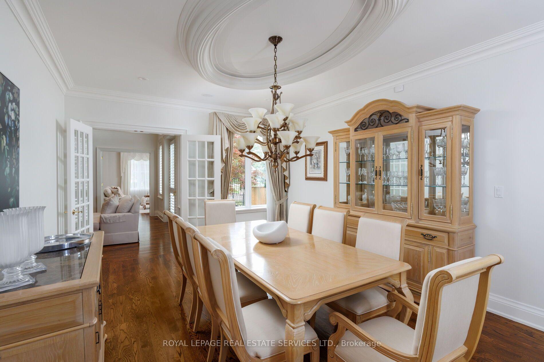 70 Shorewood Place