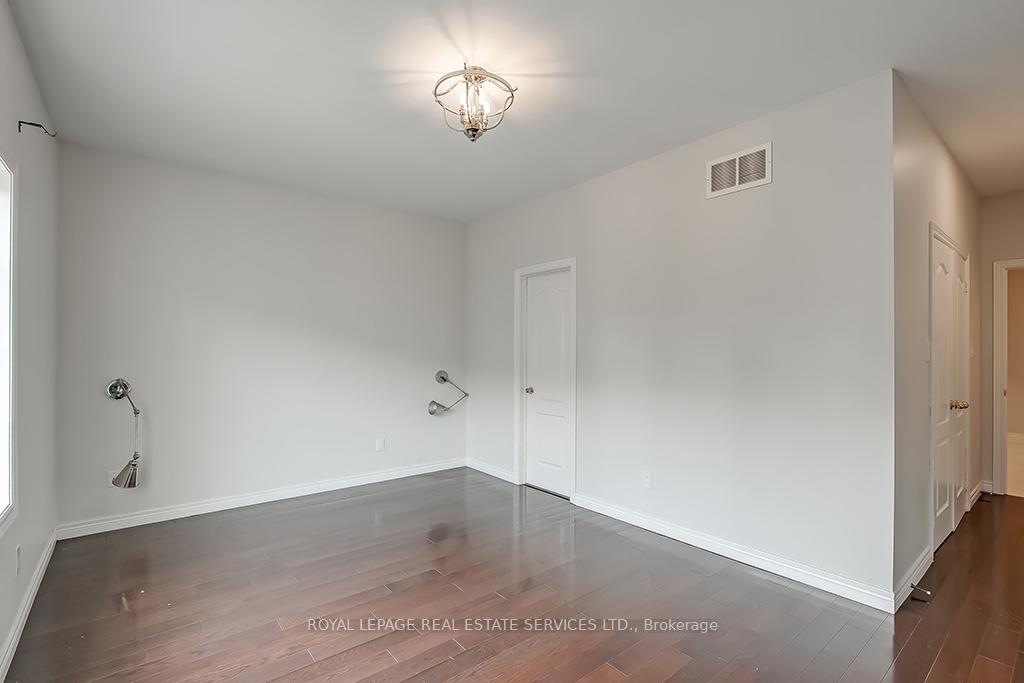 2596 North Ridge Trail