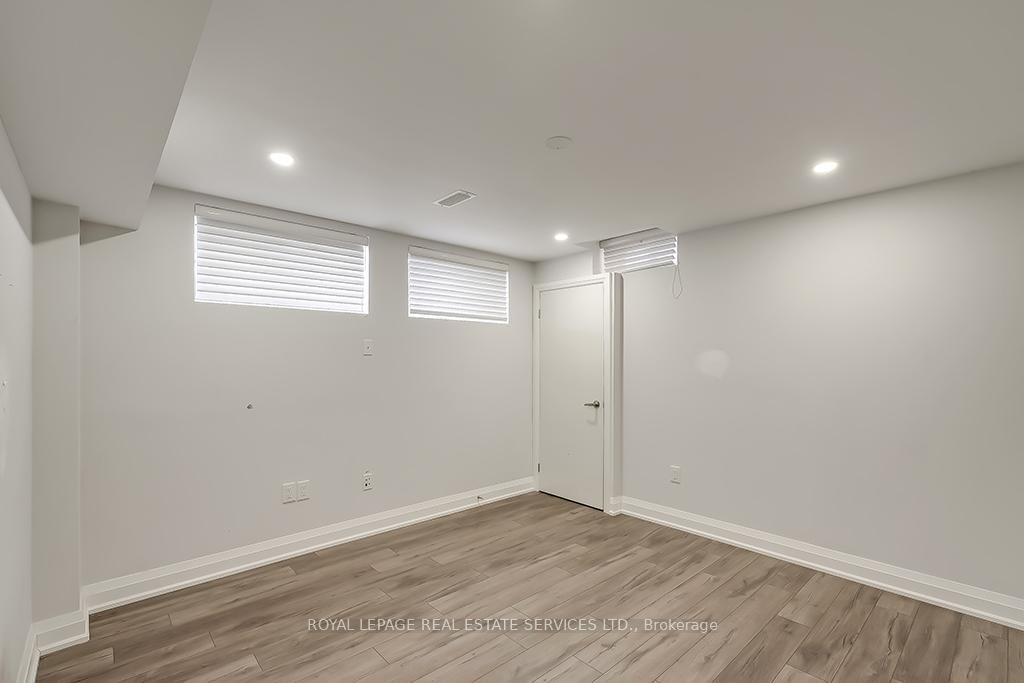 2596 North Ridge Trail