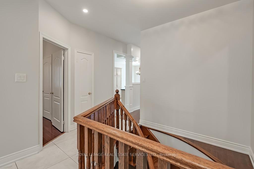 2596 North Ridge Trail