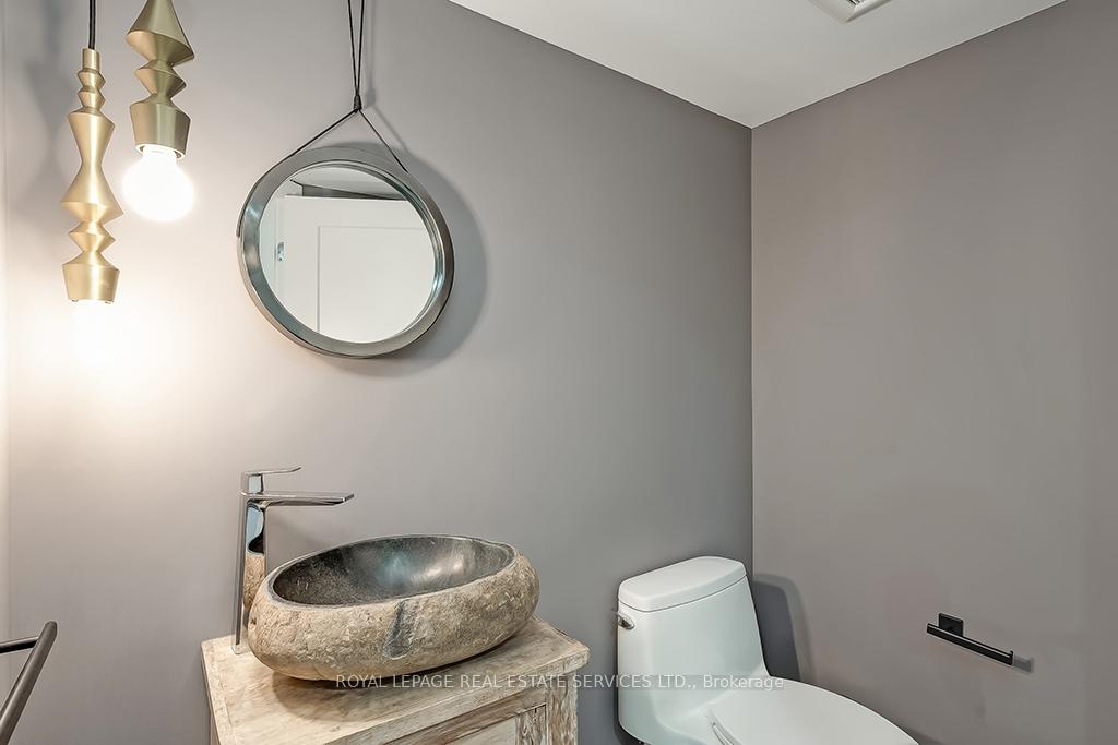 2596 North Ridge Trail