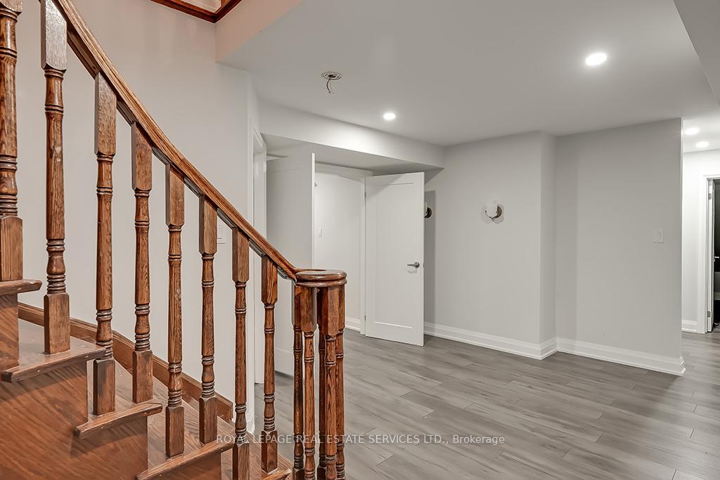 2596 North Ridge Trail