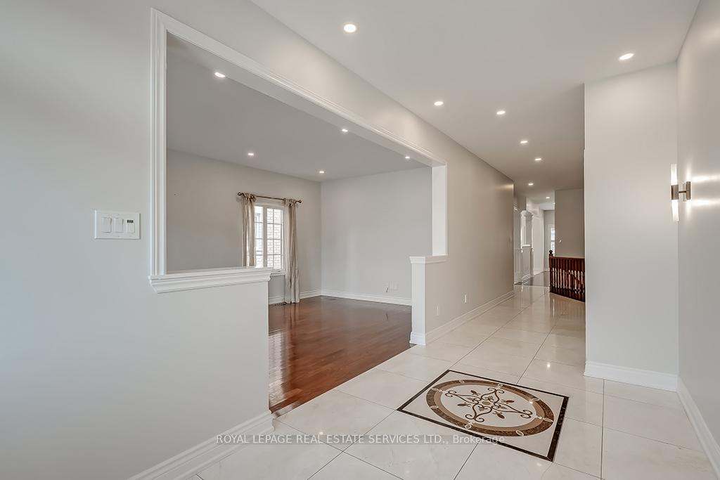 2596 North Ridge Trail