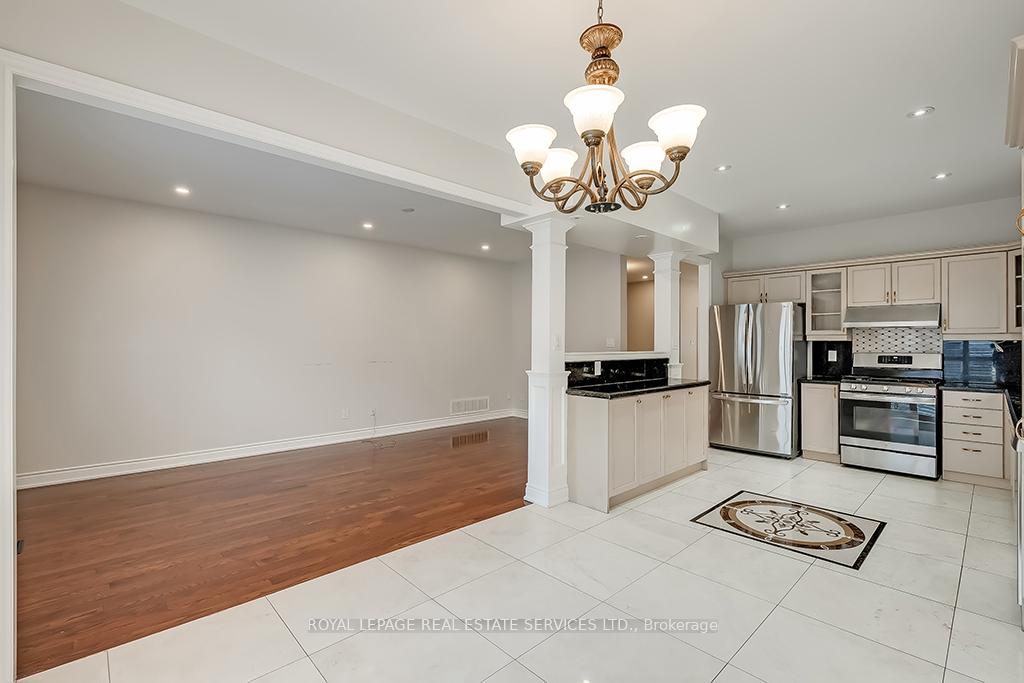 2596 North Ridge Trail