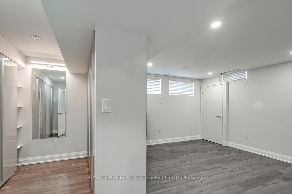 2596 North Ridge Trail