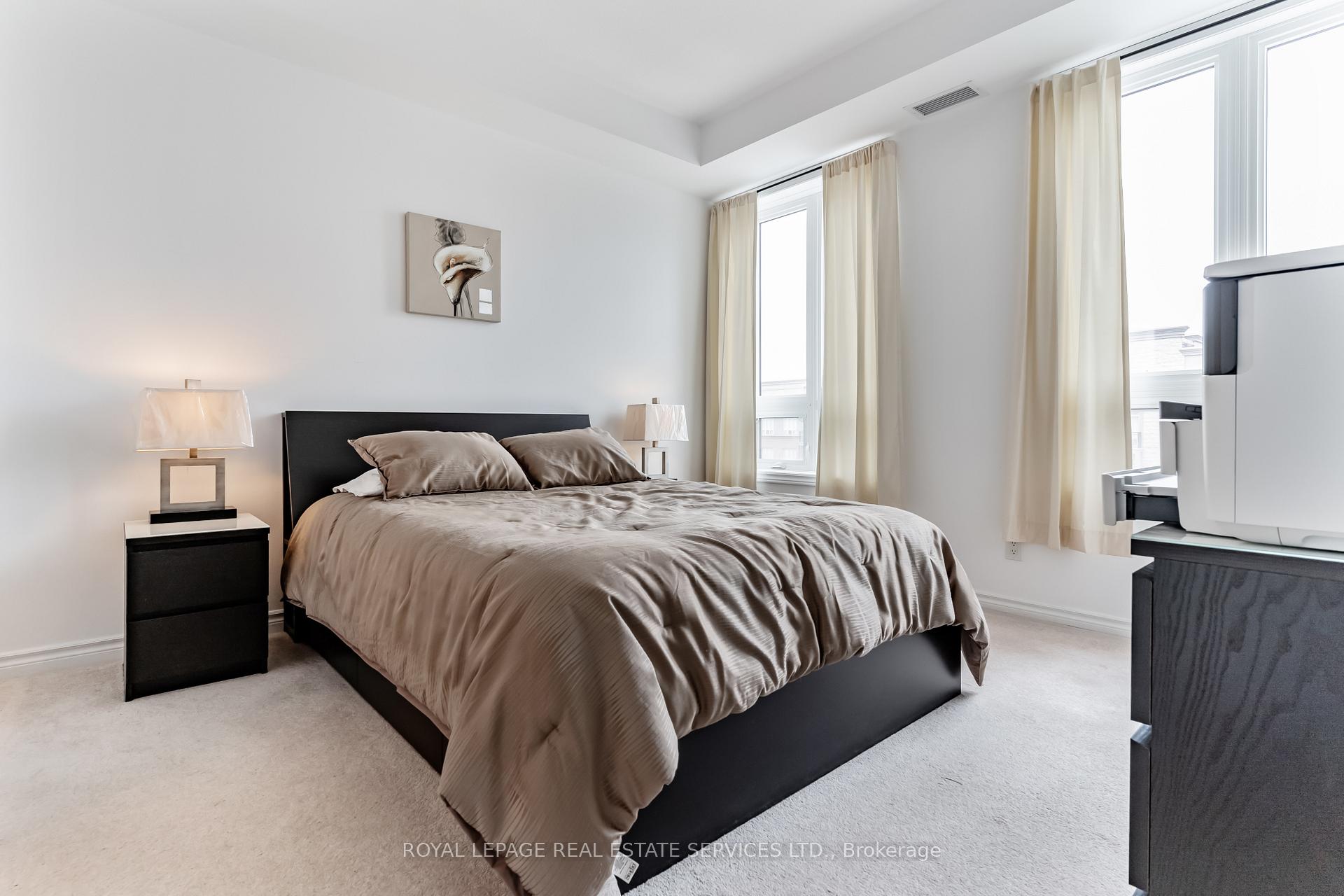 5327 Upper Middle Road 404