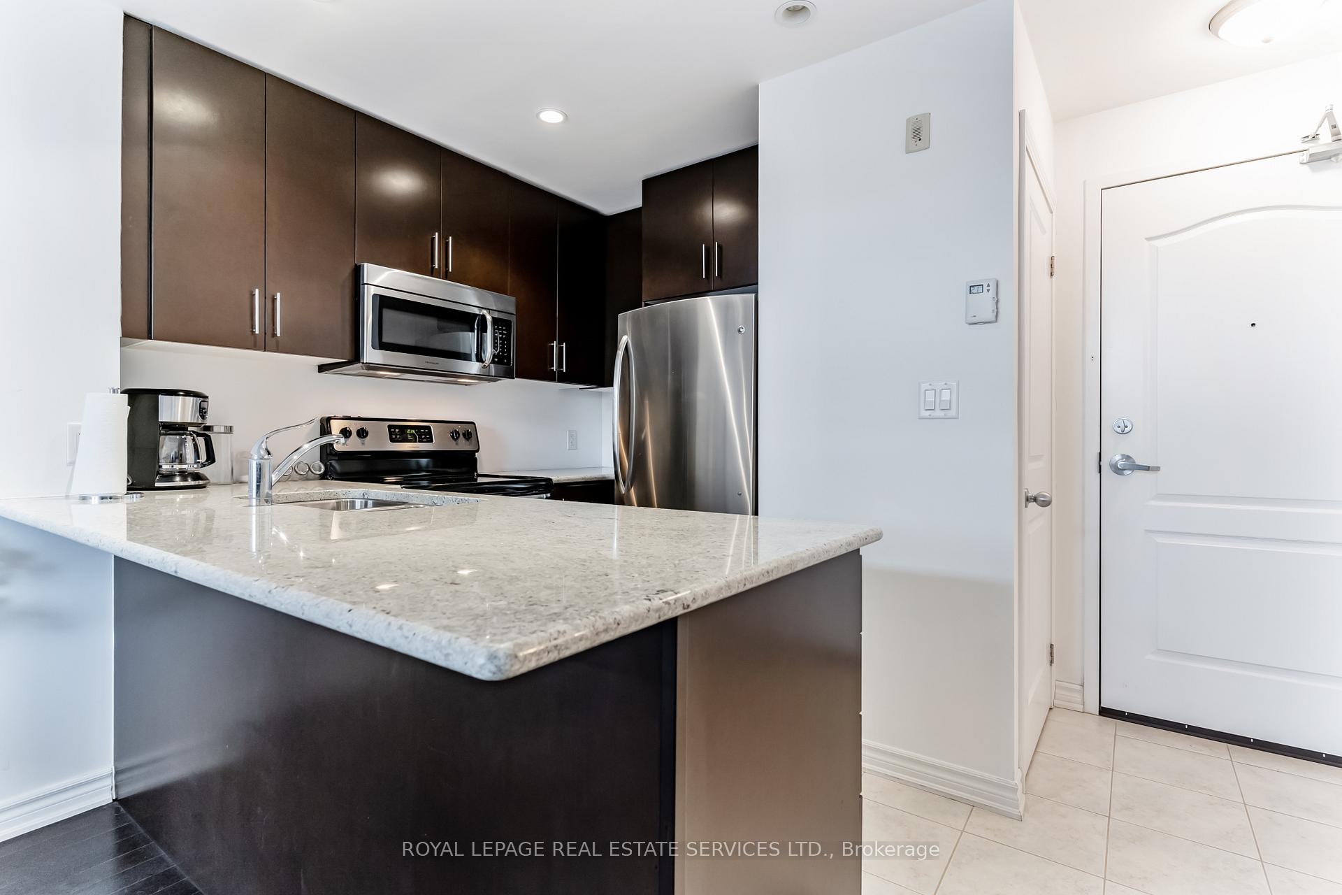 5327 Upper Middle Road 404