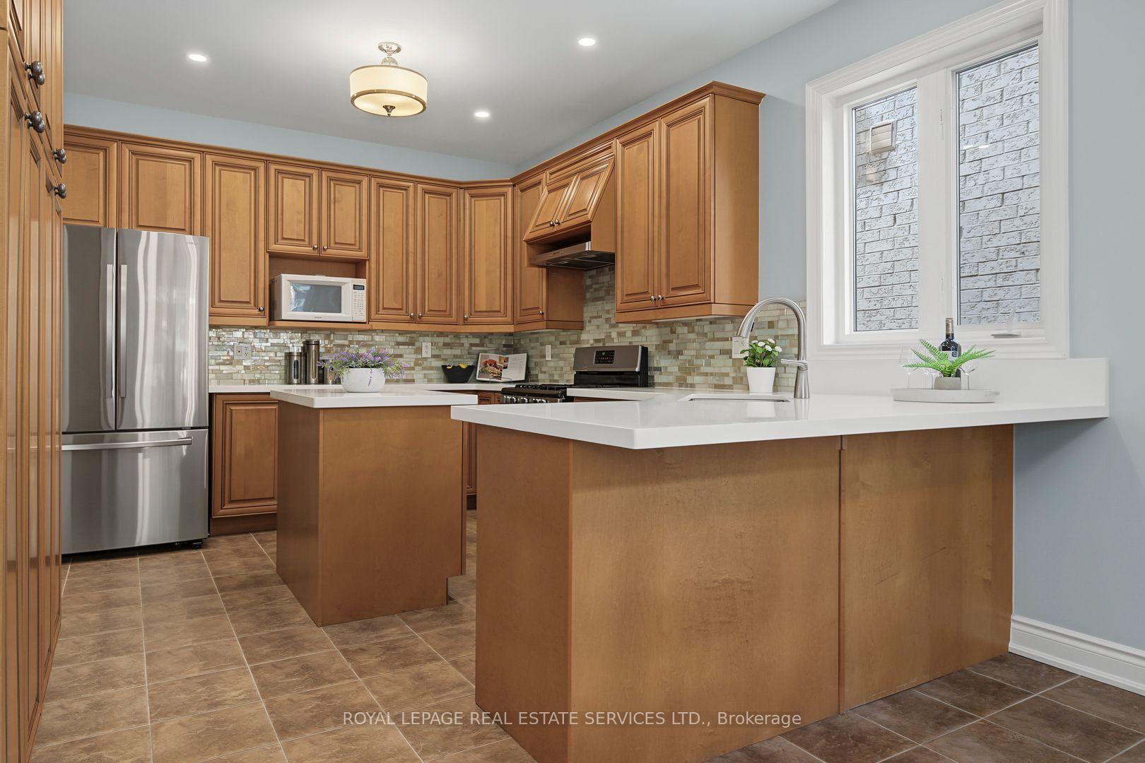 3368 Raspberry Bush Trail