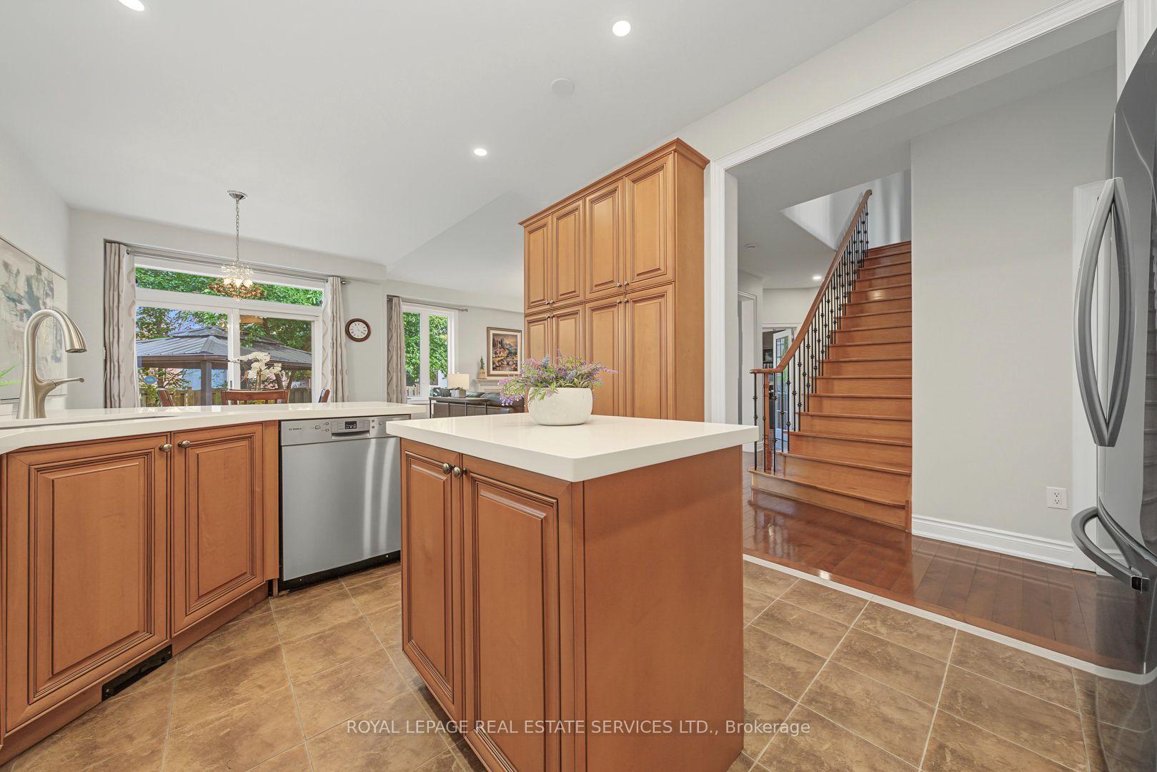 3368 Raspberry Bush Trail