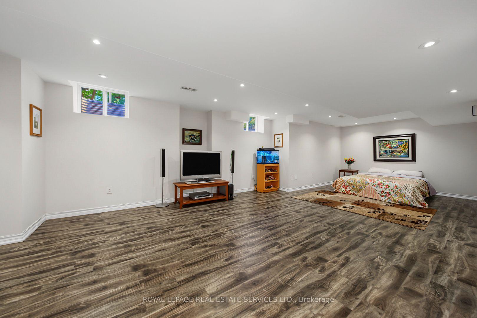 3368 Raspberry Bush Trail