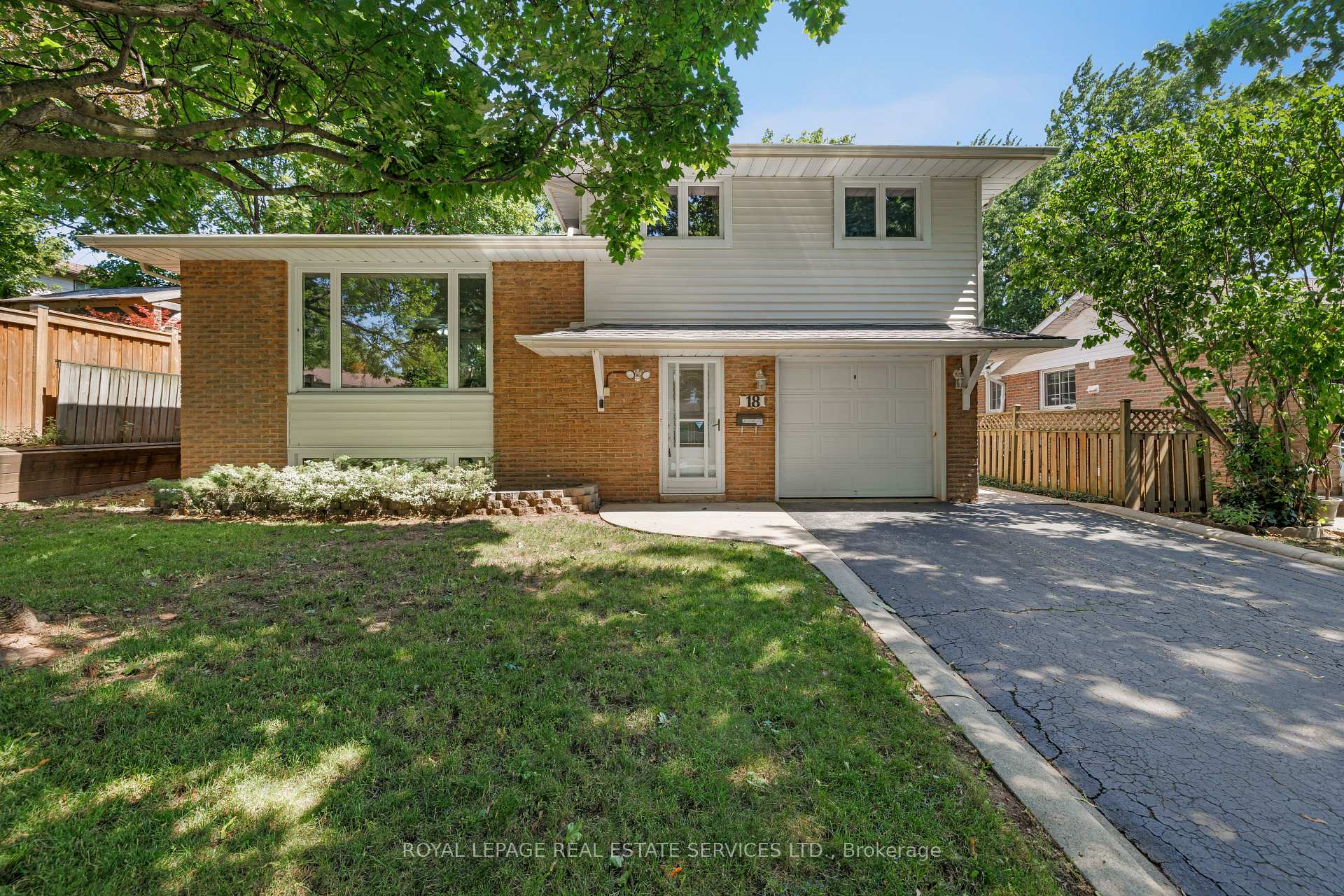 18 Osborne Crescent