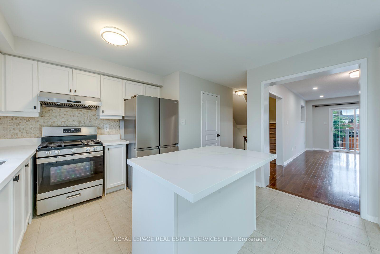 2418 Adamvale Crescent