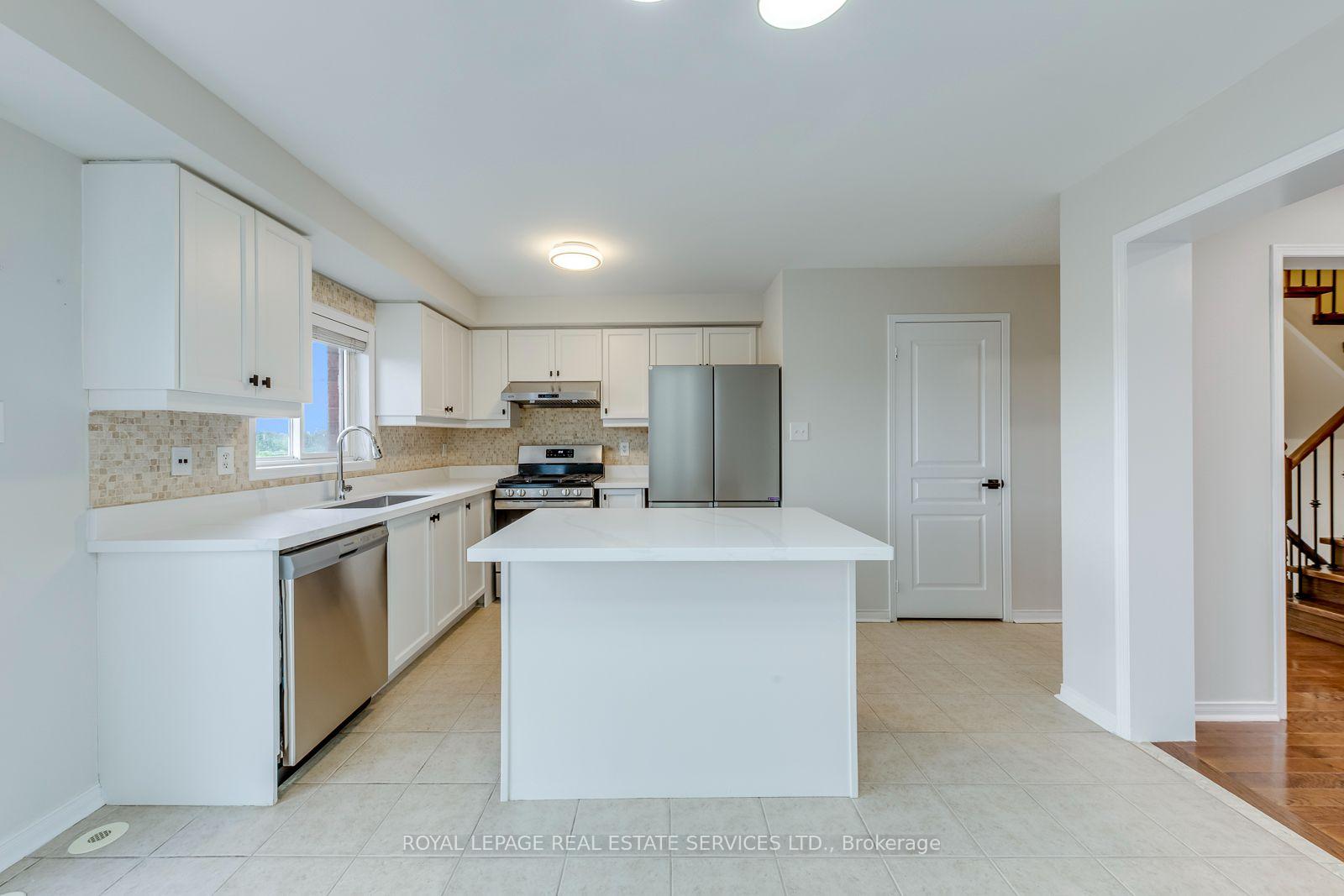 2418 Adamvale Crescent