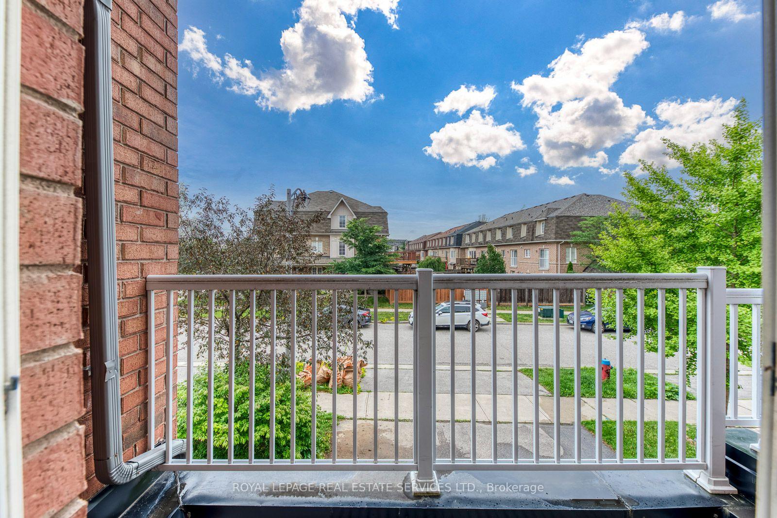 2418 Adamvale Crescent
