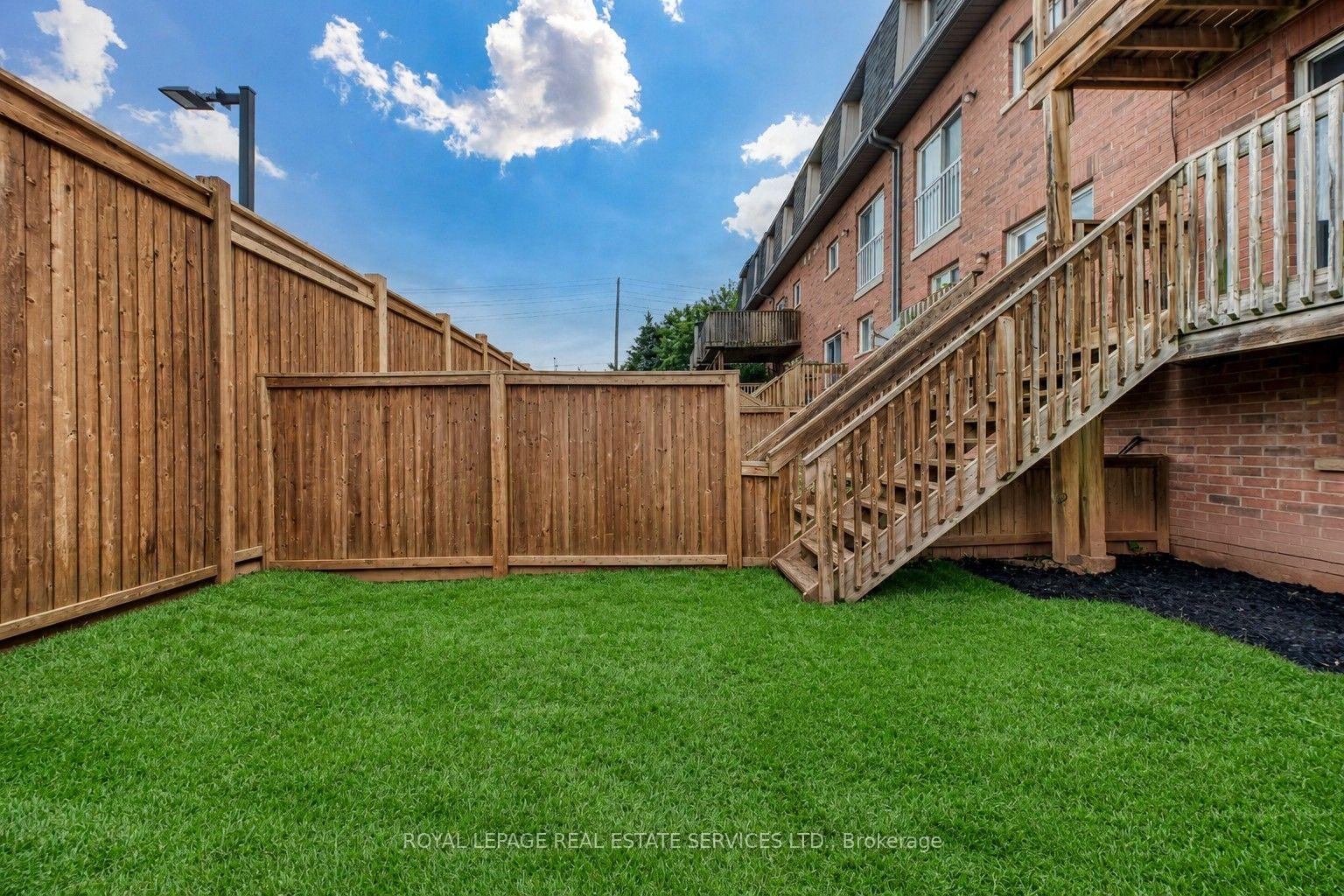 2418 Adamvale Crescent