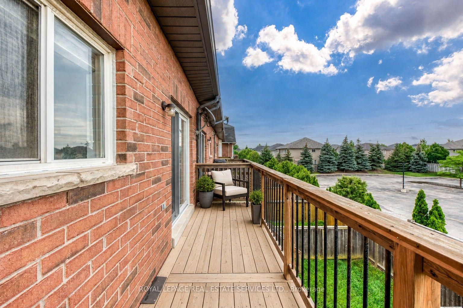 2418 Adamvale Crescent