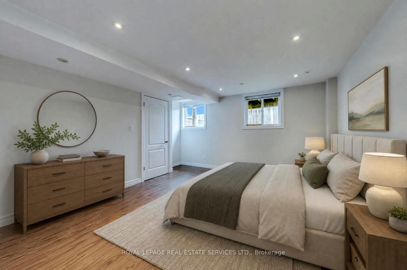 2418 Adamvale Crescent