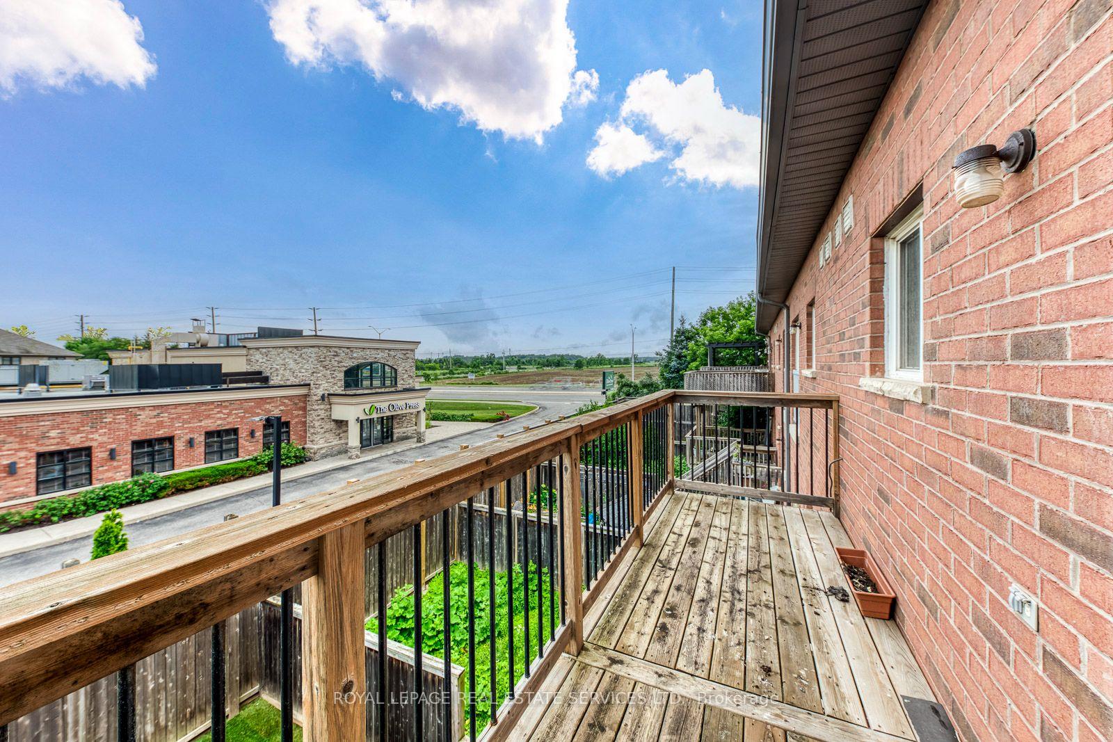 2418 Adamvale Crescent