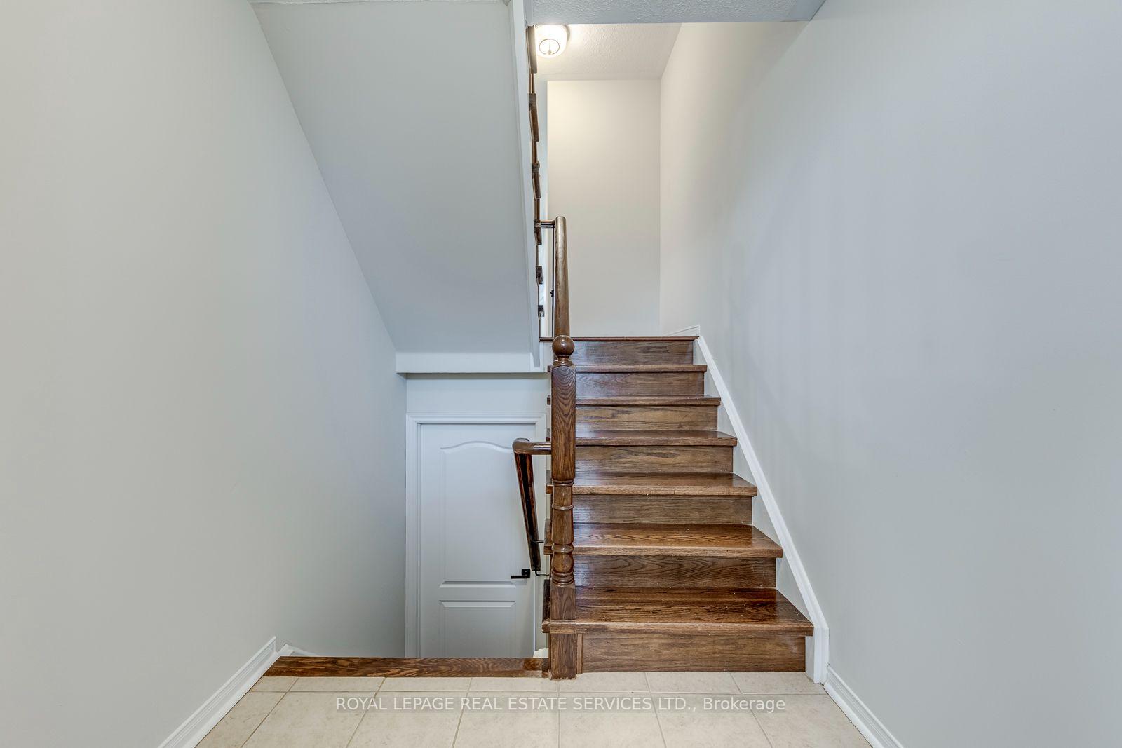 2418 Adamvale Crescent