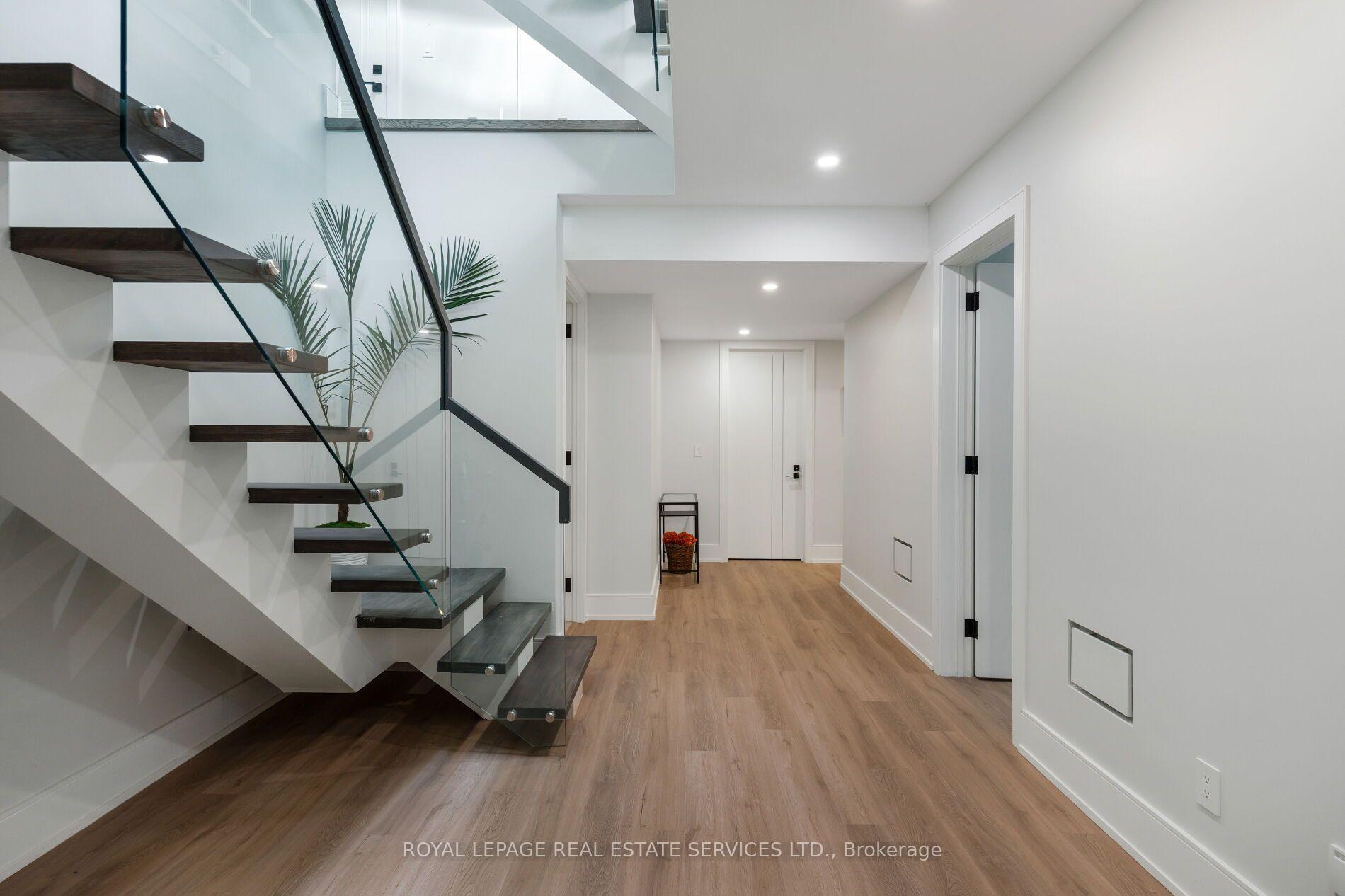 564 Stonecliffe Road