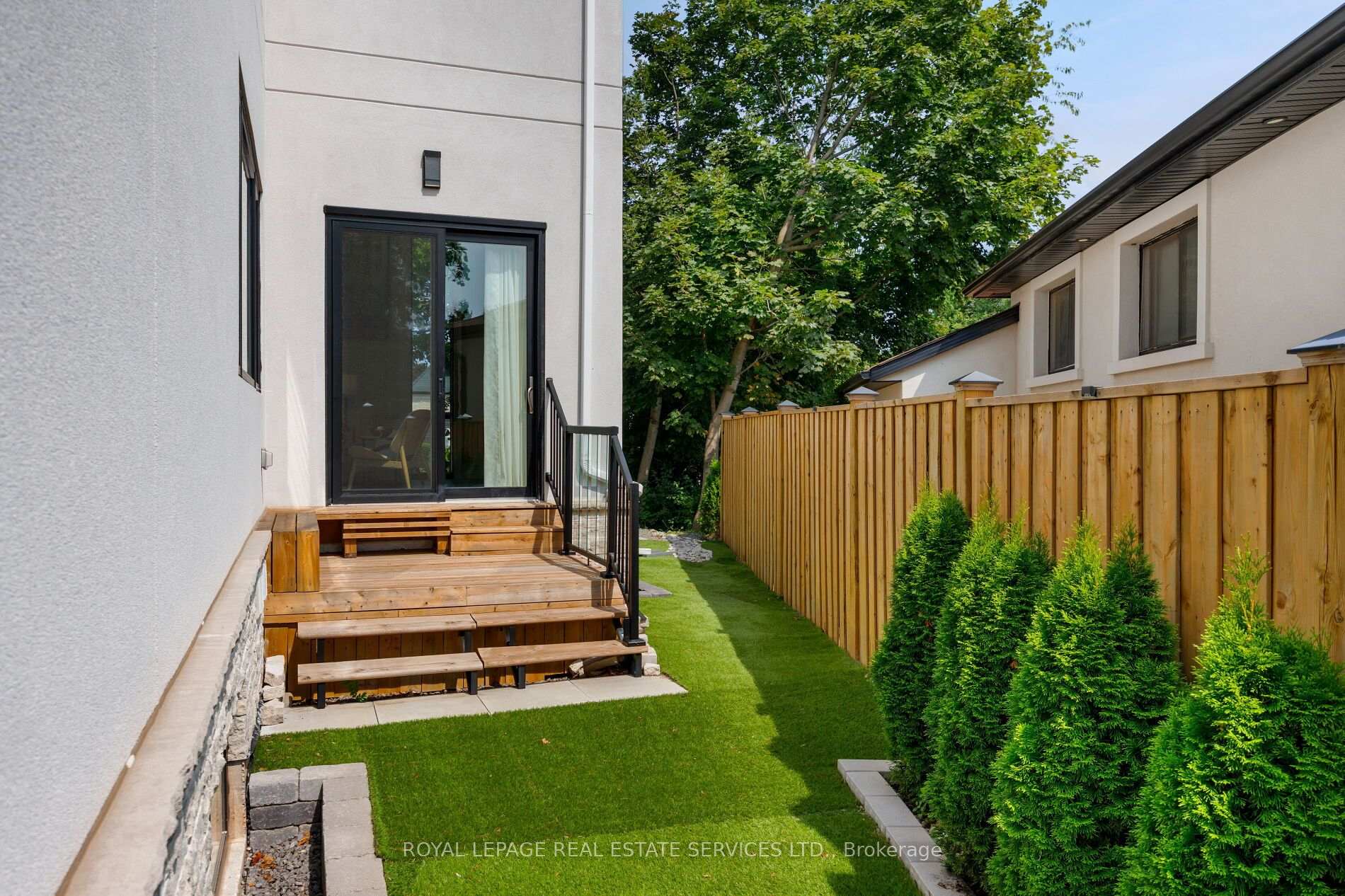 564 Stonecliffe Road