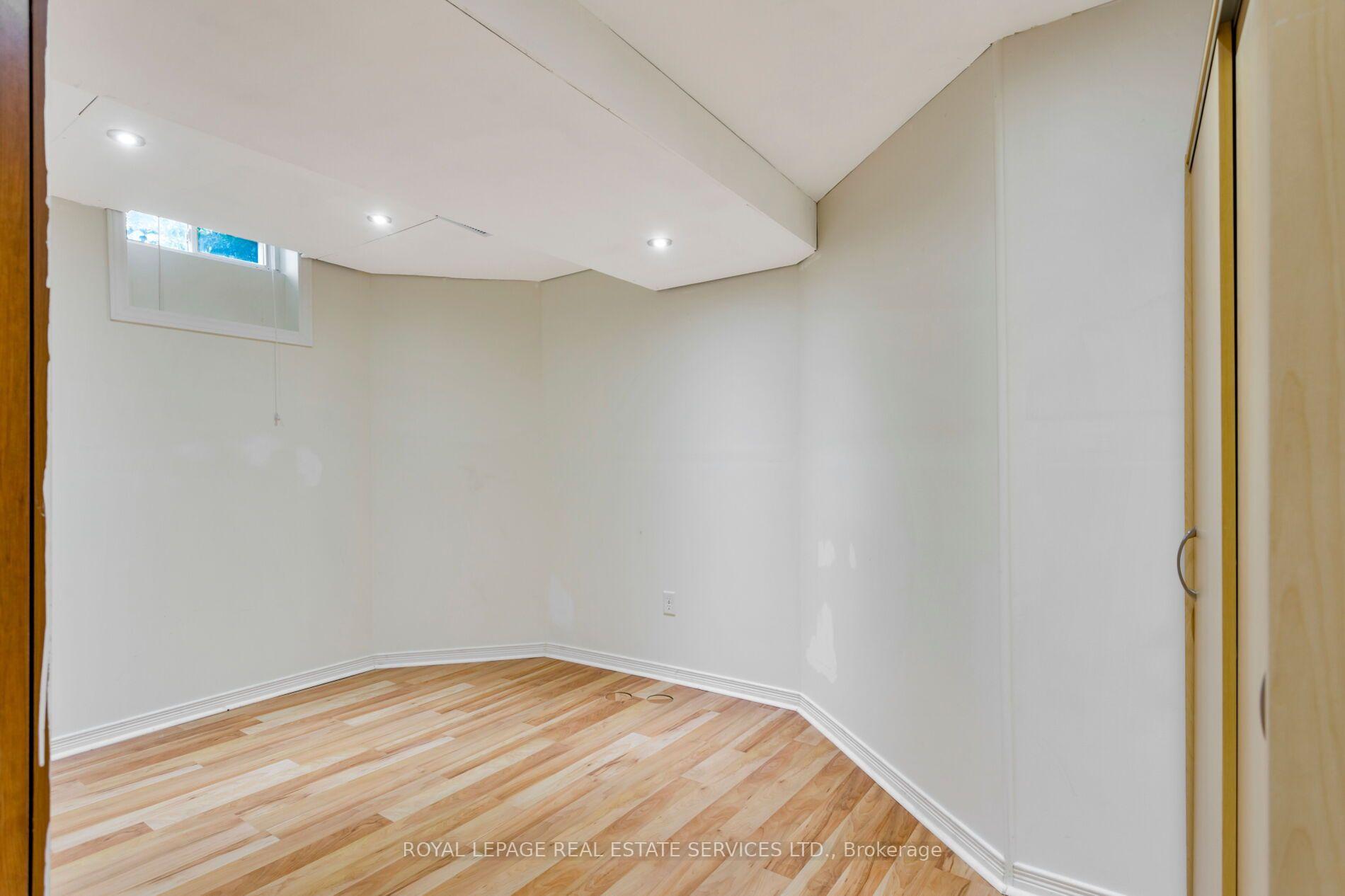 2204 Grand Oak Trail