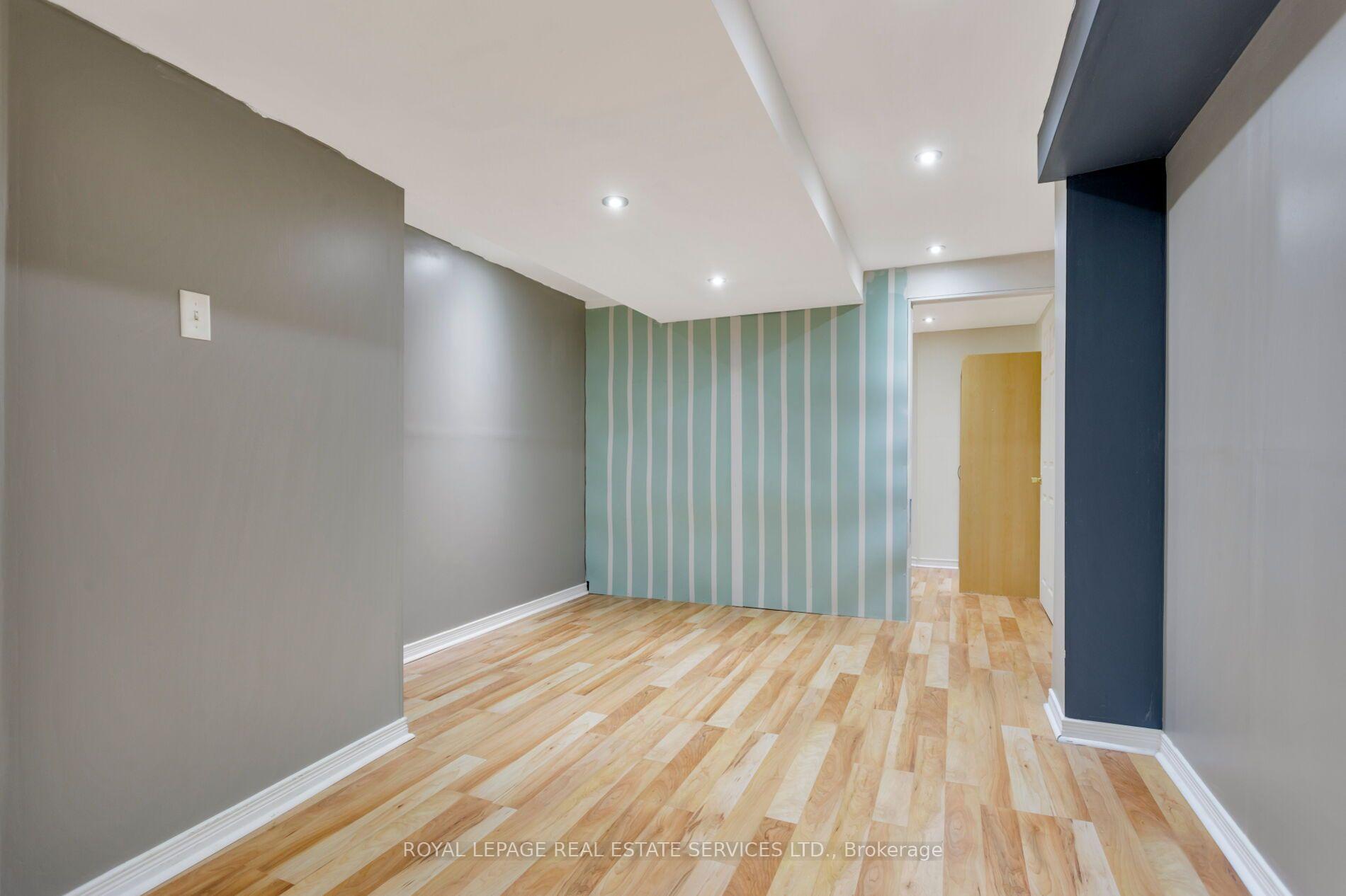 2204 Grand Oak Trail