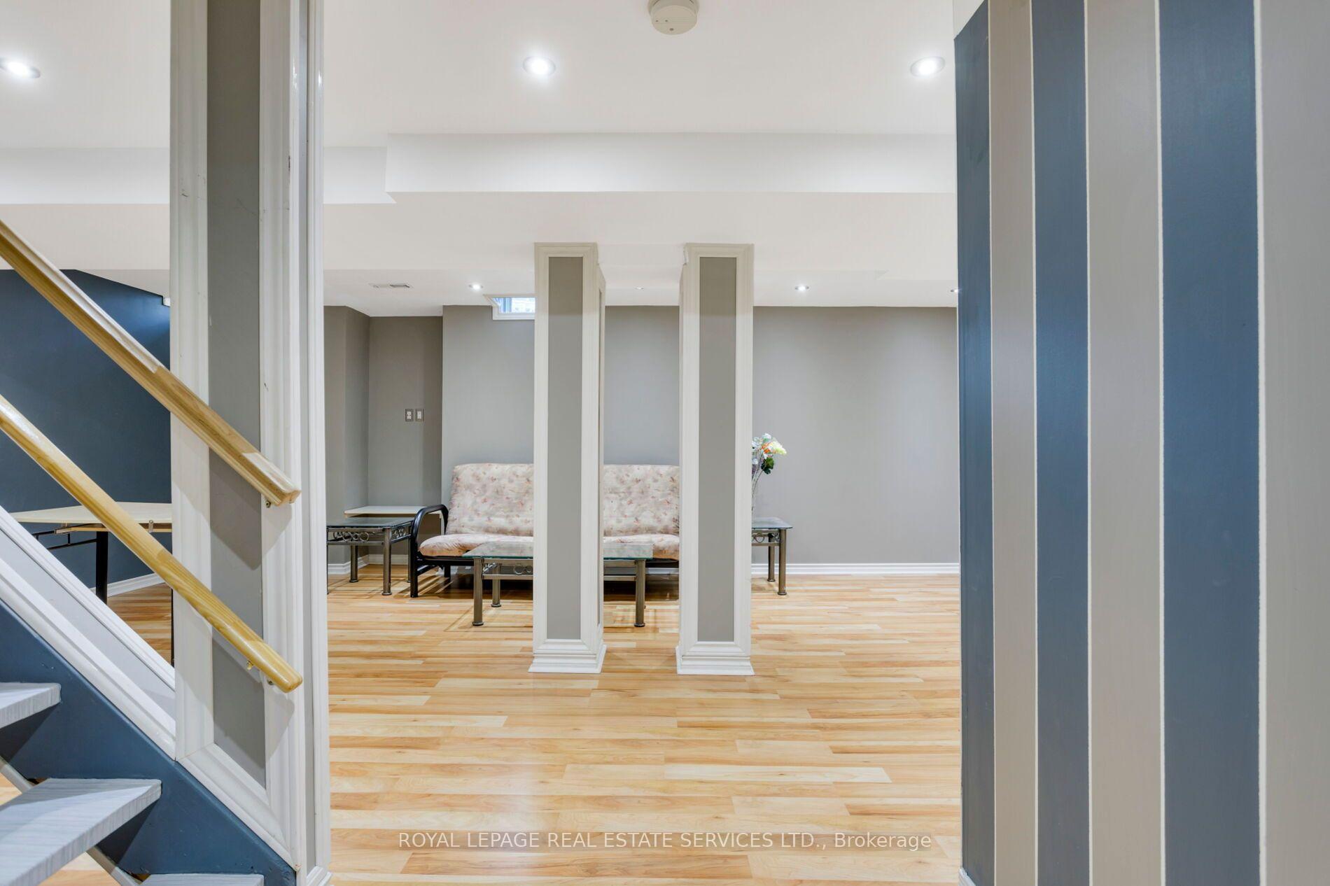 2204 Grand Oak Trail
