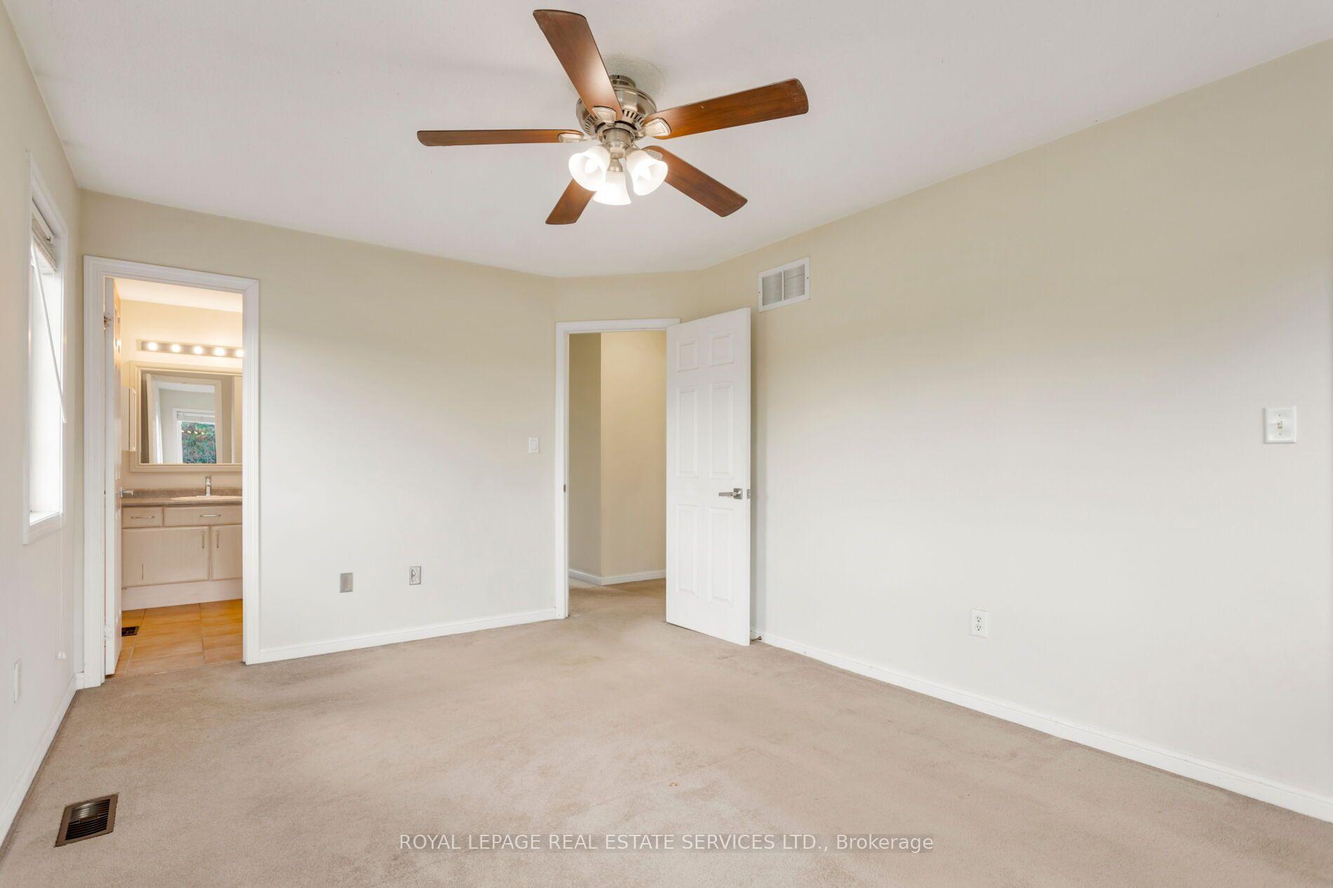 2204 Grand Oak Trail