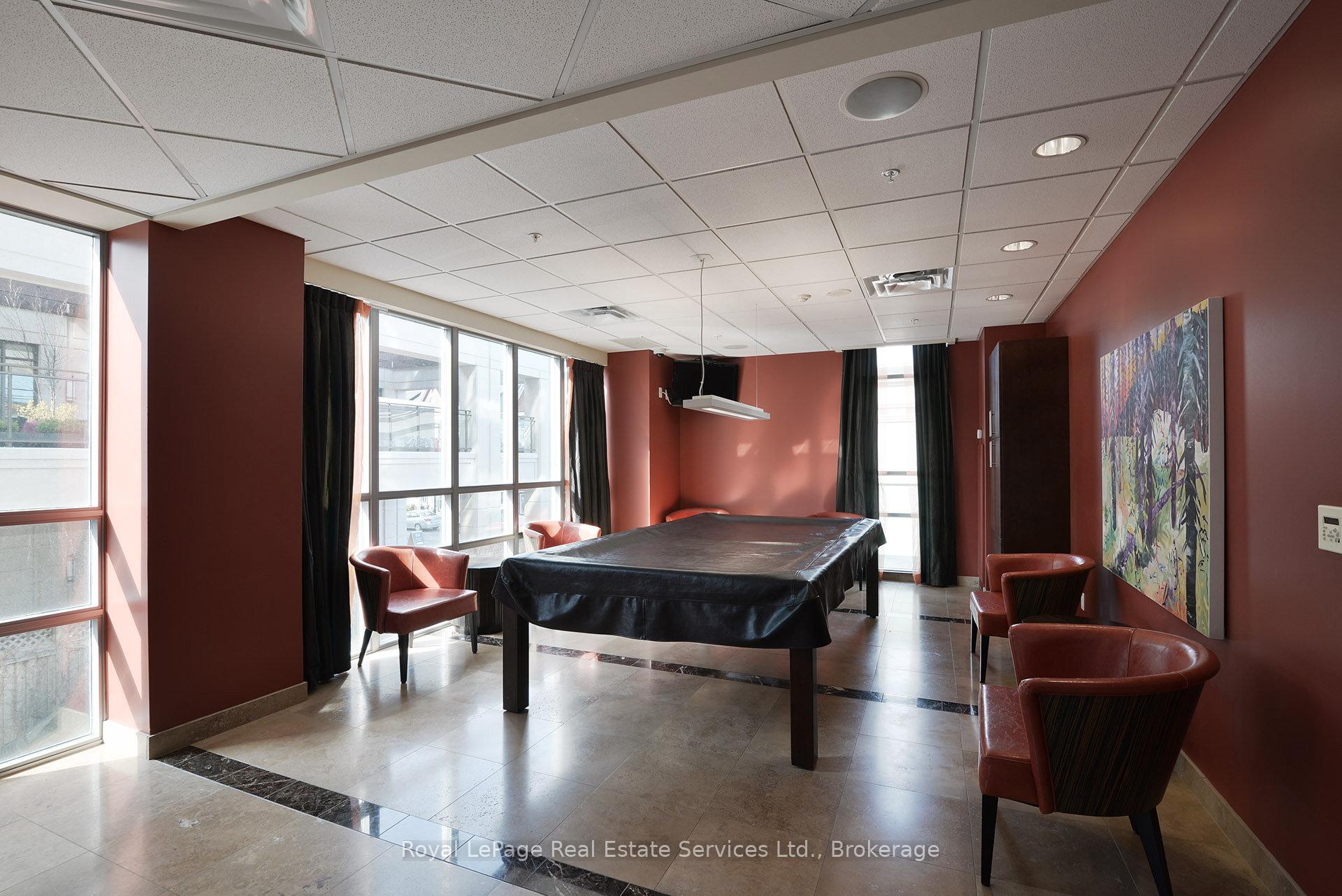 360 Pearl Street 303