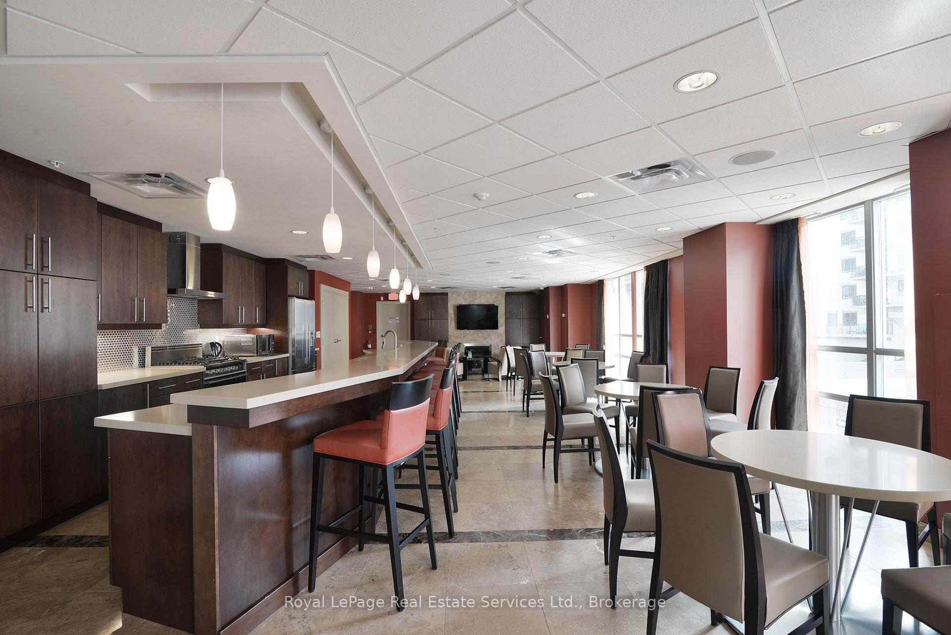 360 Pearl Street 303