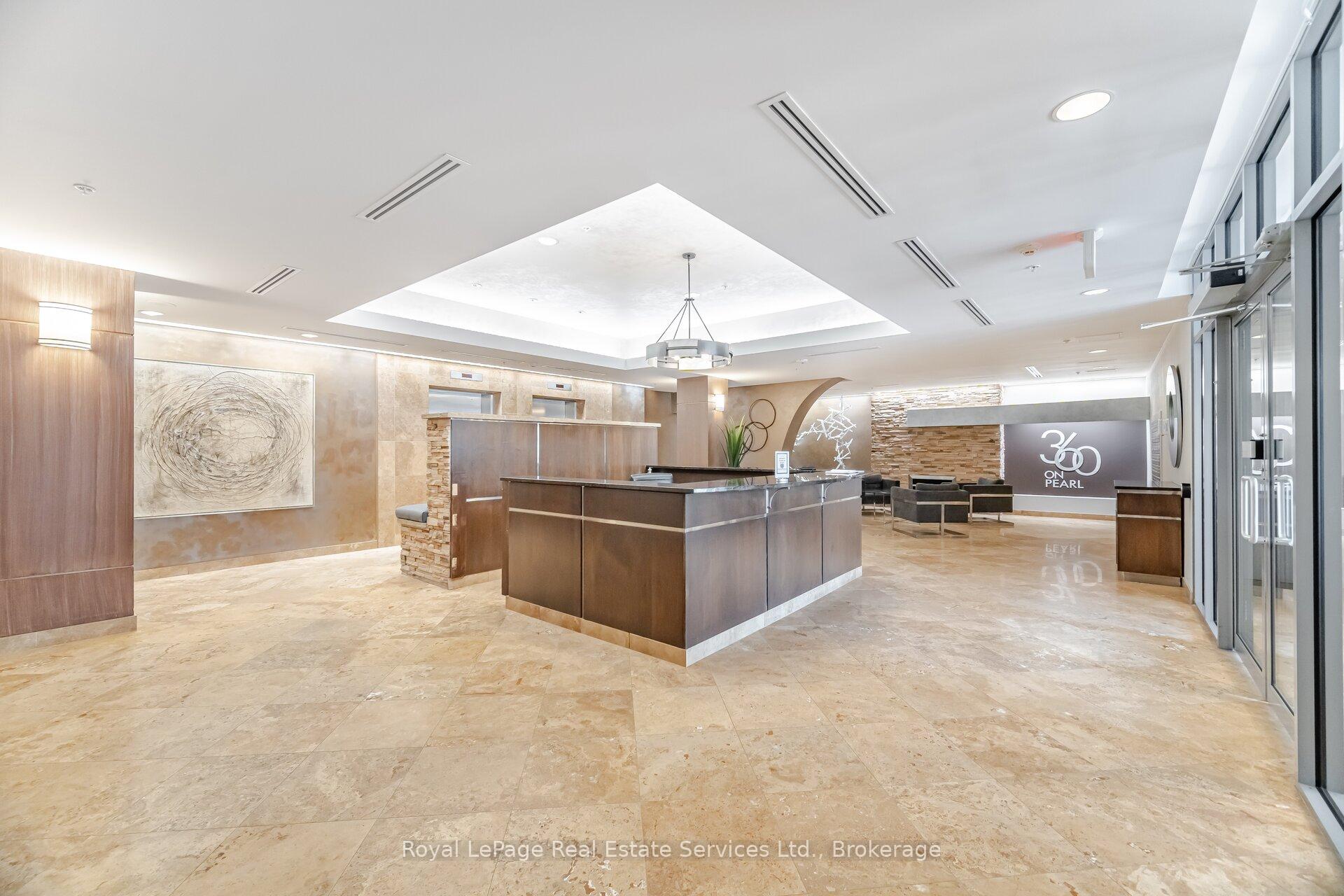 360 Pearl Street 303