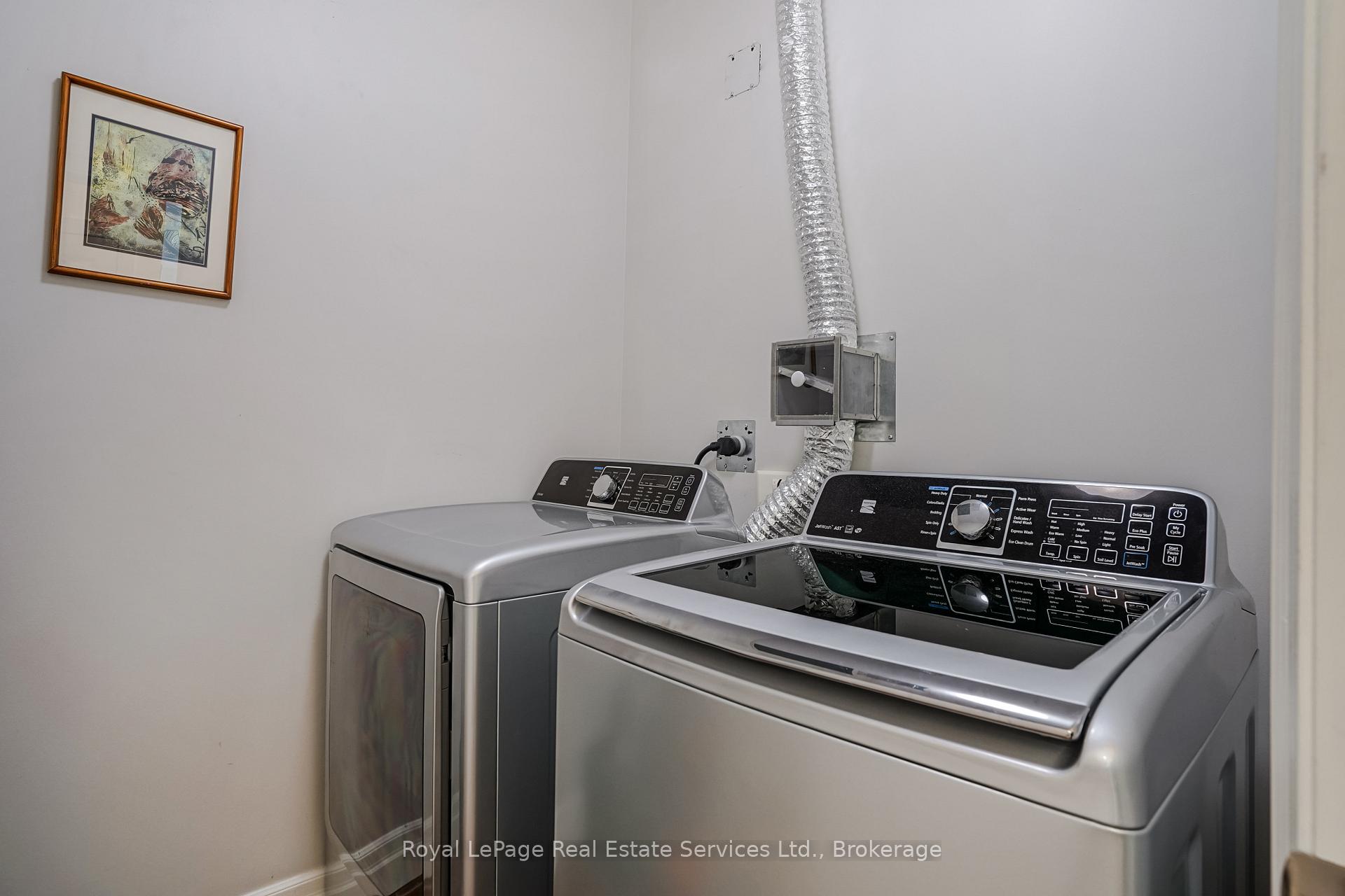 360 Pearl Street 303