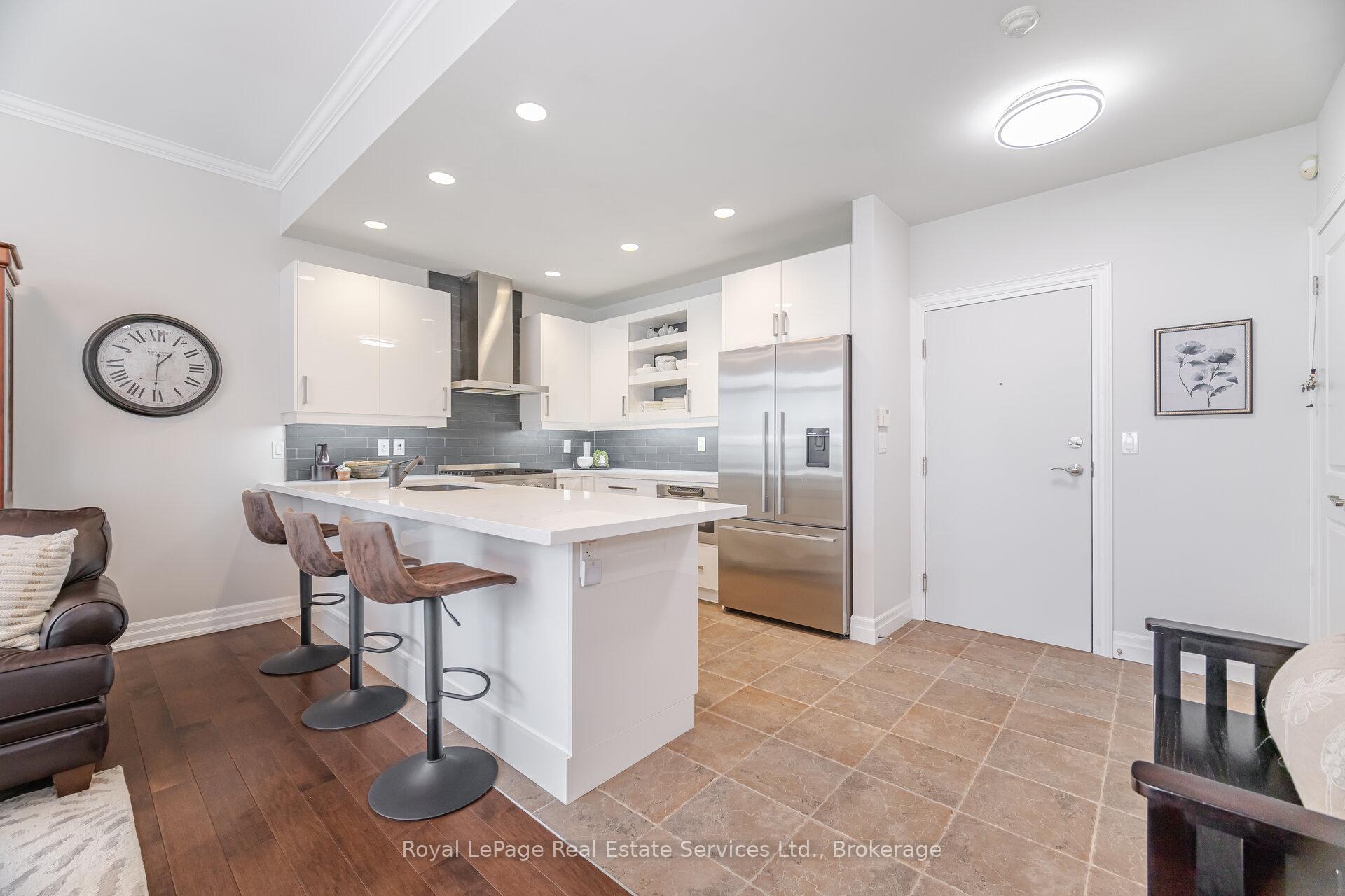 360 Pearl Street 303