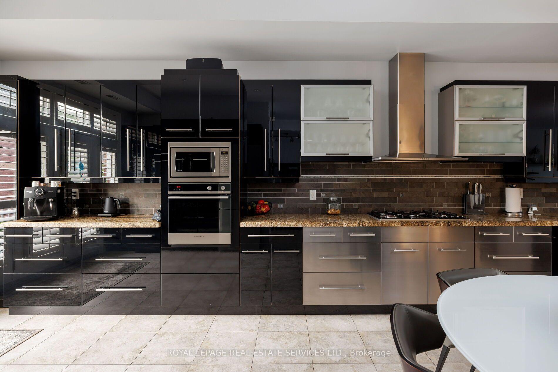 120 Bronte Road 7