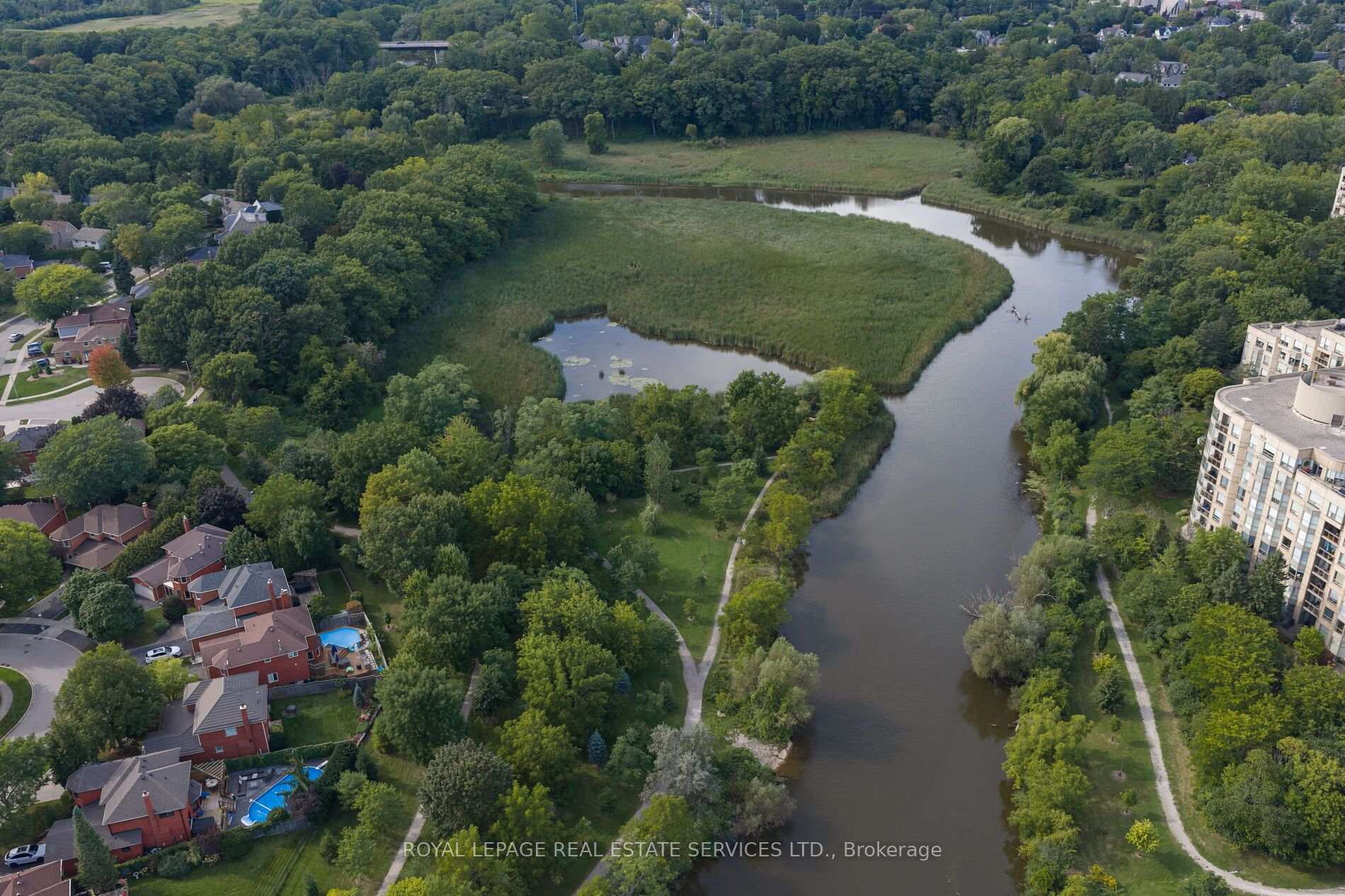 120 Bronte Road 7