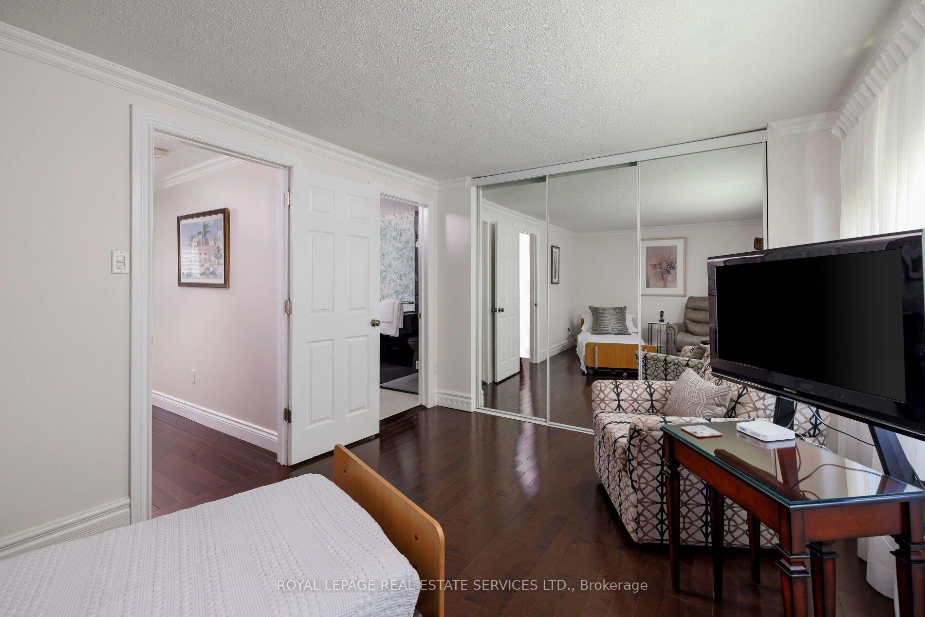 2236 Marine Drive