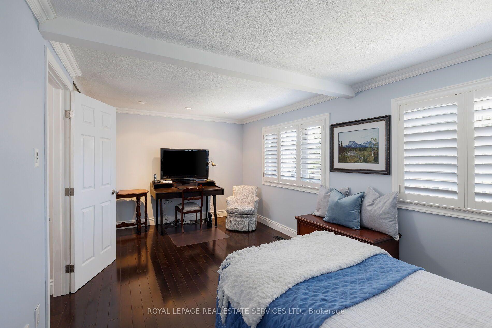 2236 Marine Drive