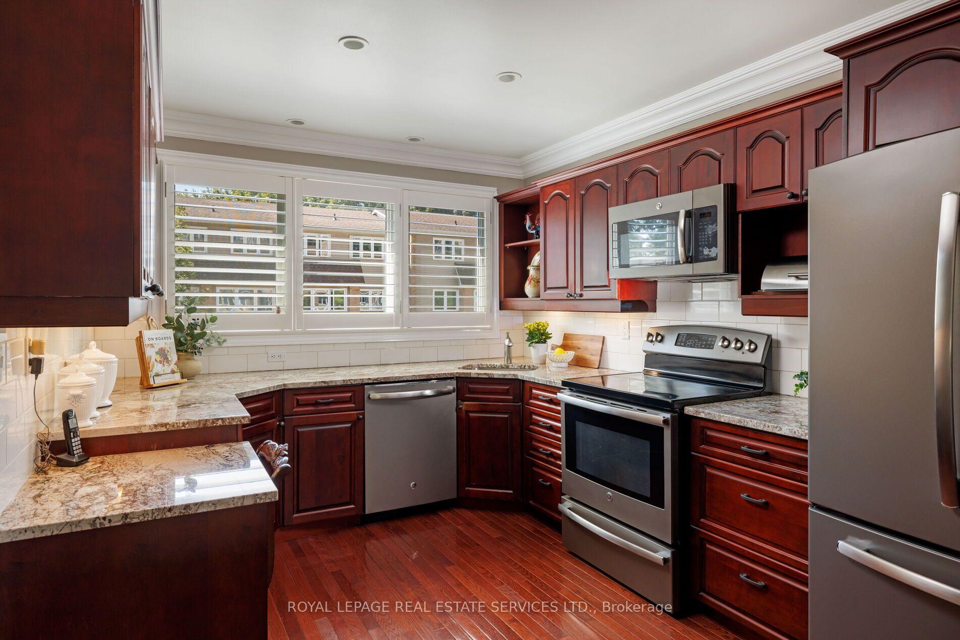 2236 Marine Drive