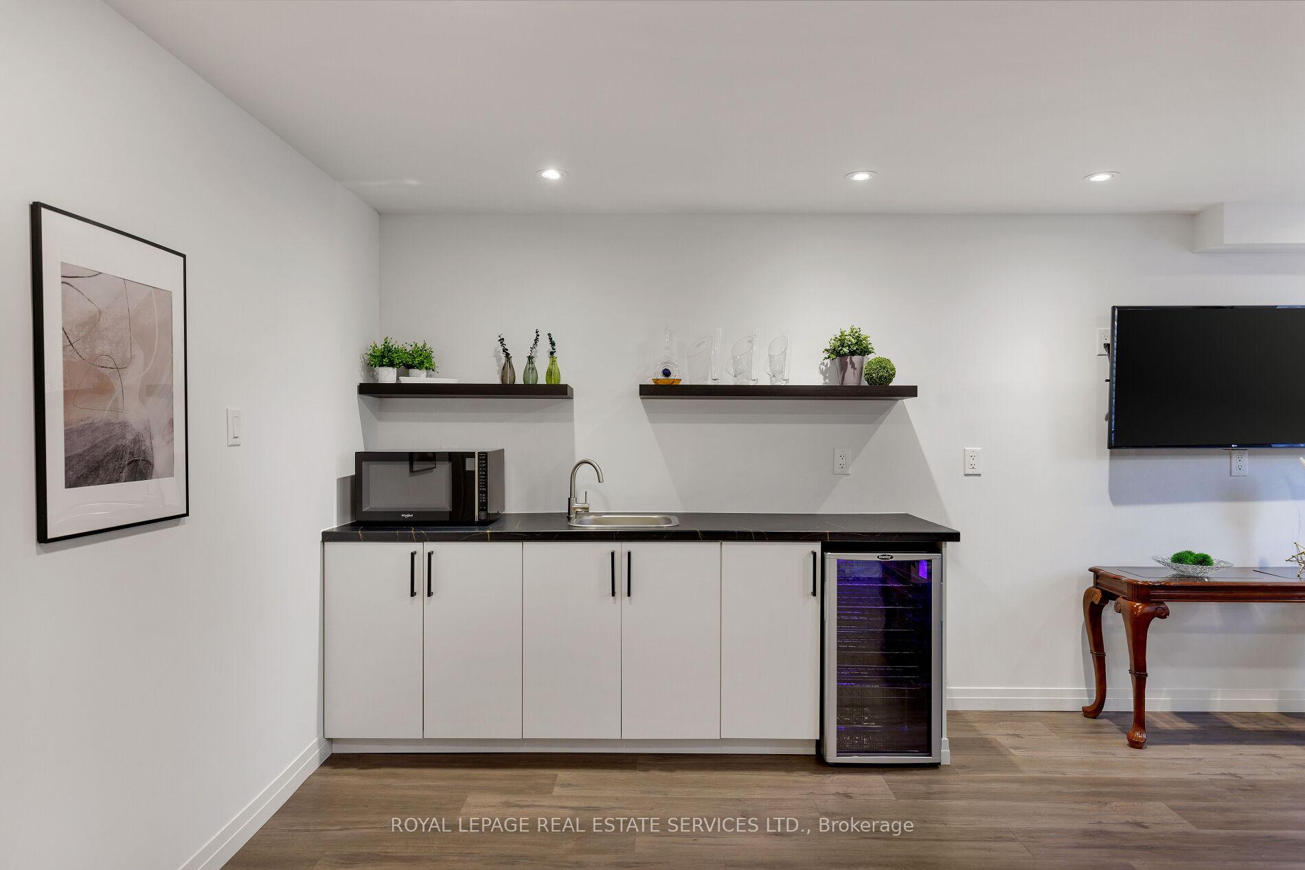 4037 Stadelbauer Drive