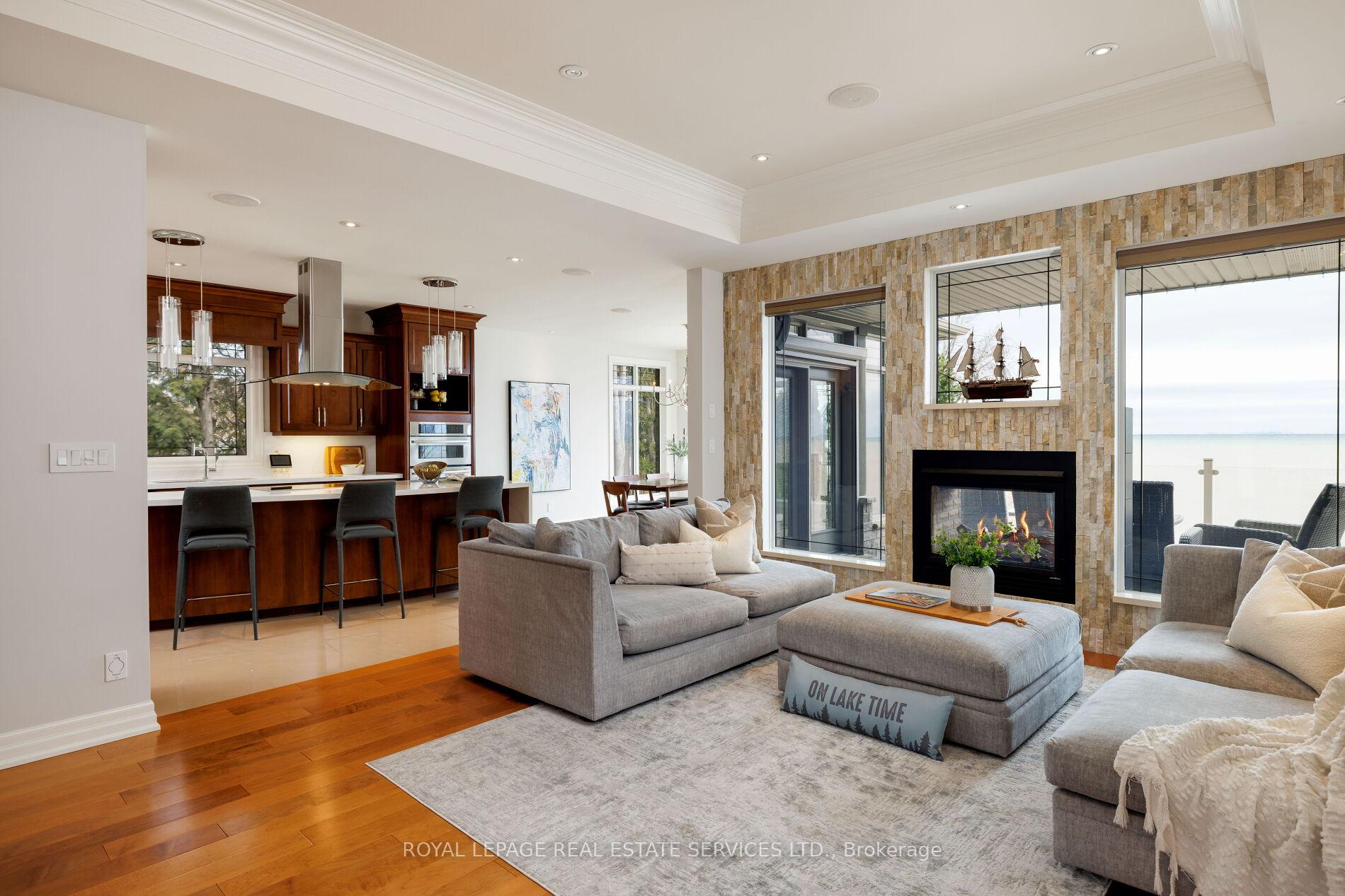 61 Lake Street 3, Grimsby, ON L3M 2G6