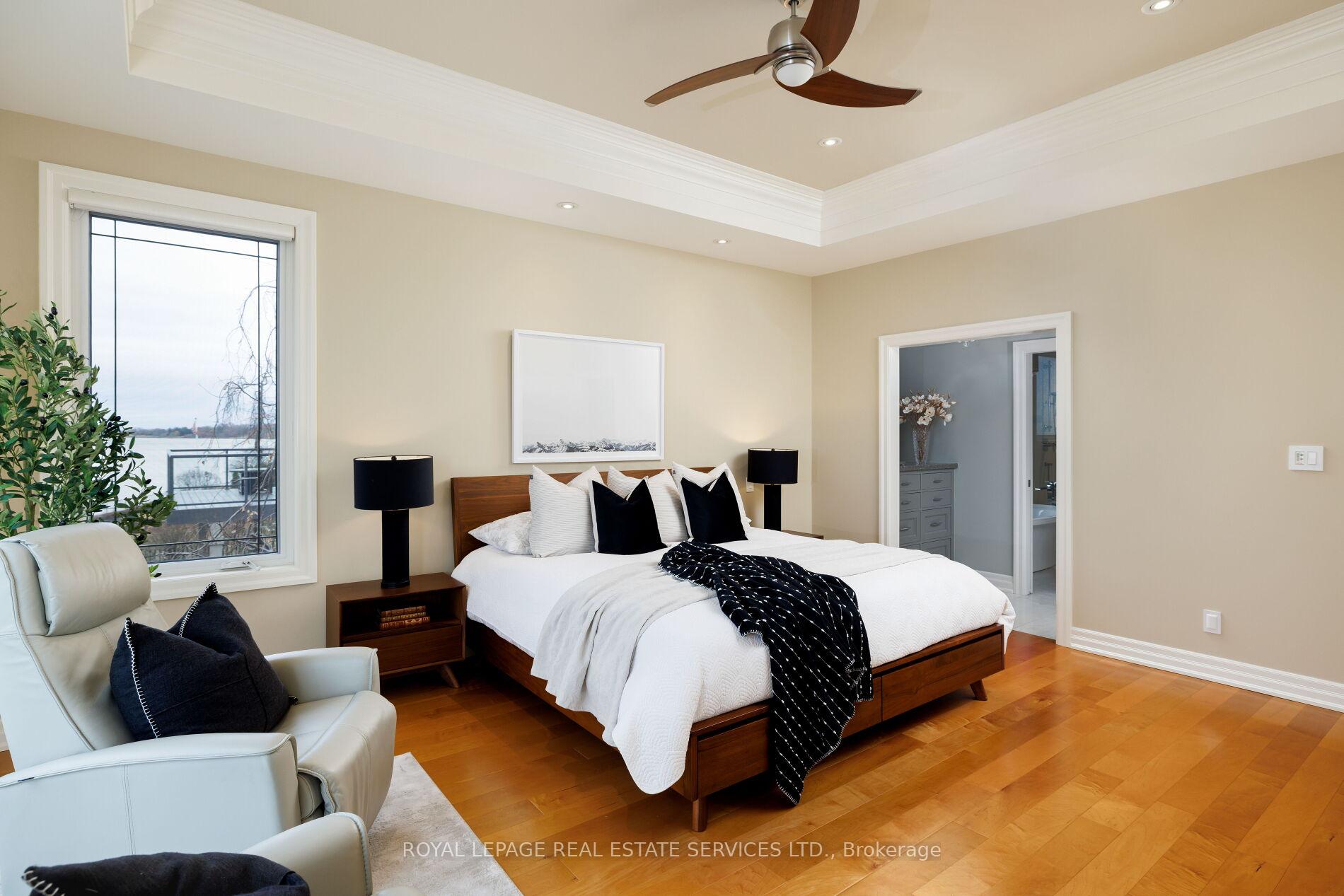 61 Lake Street 3, Grimsby, ON L3M 2G6