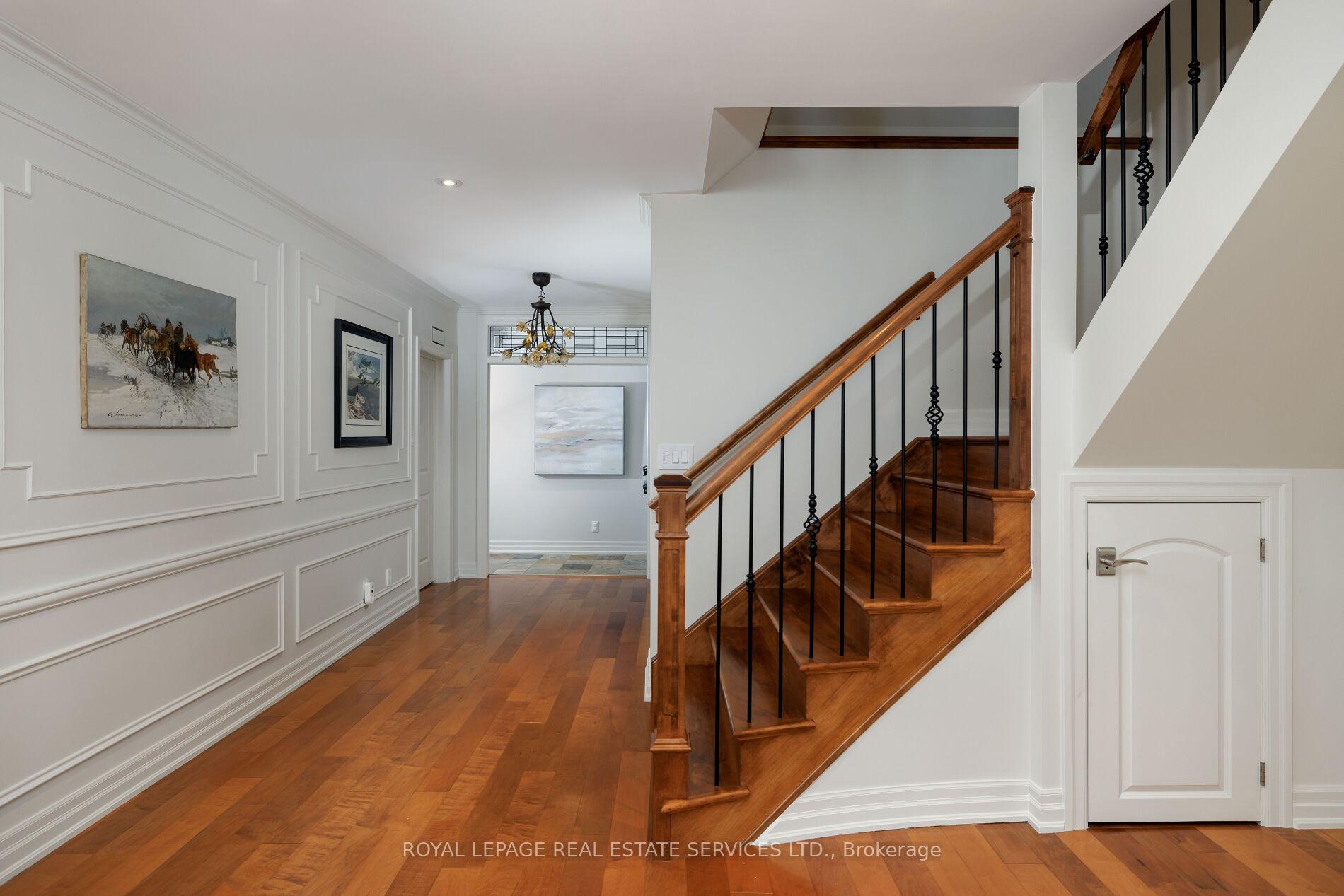 61 Lake Street 3, Grimsby, ON L3M 2G6