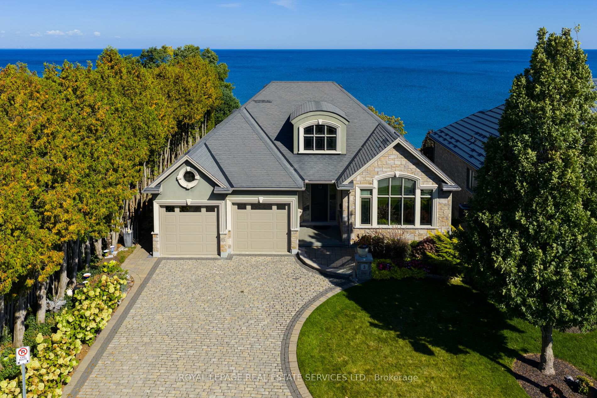 61 Lake Street 3, Grimsby, ON L3M 2G6