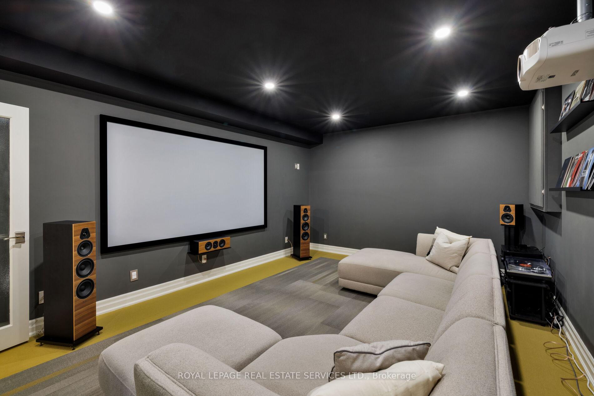 61 Lake Street 3, Grimsby, ON L3M 2G6